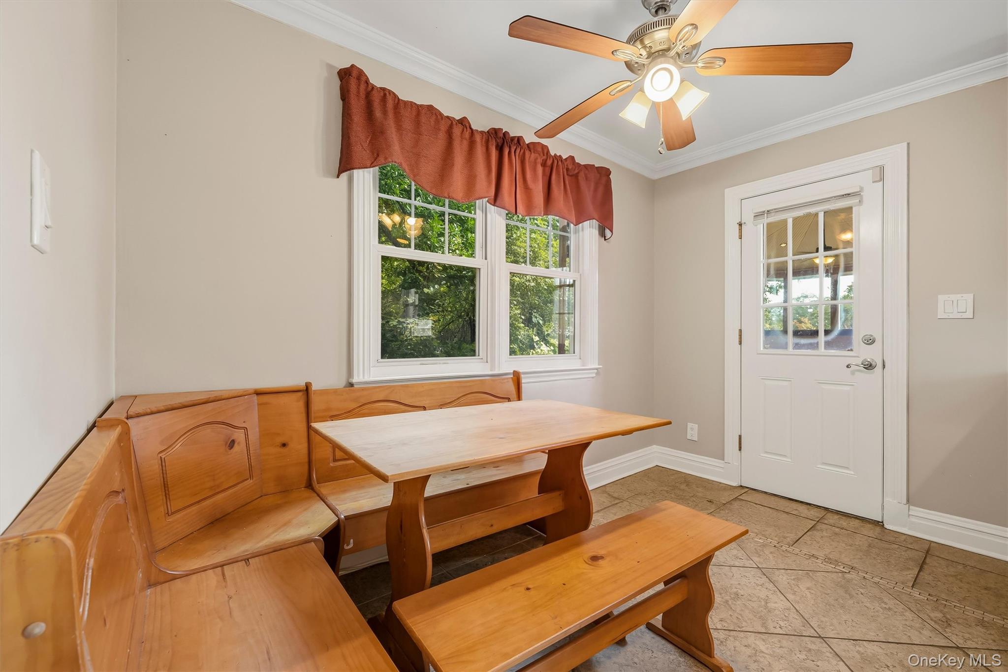 26 Custer Avenue Property Photo 13