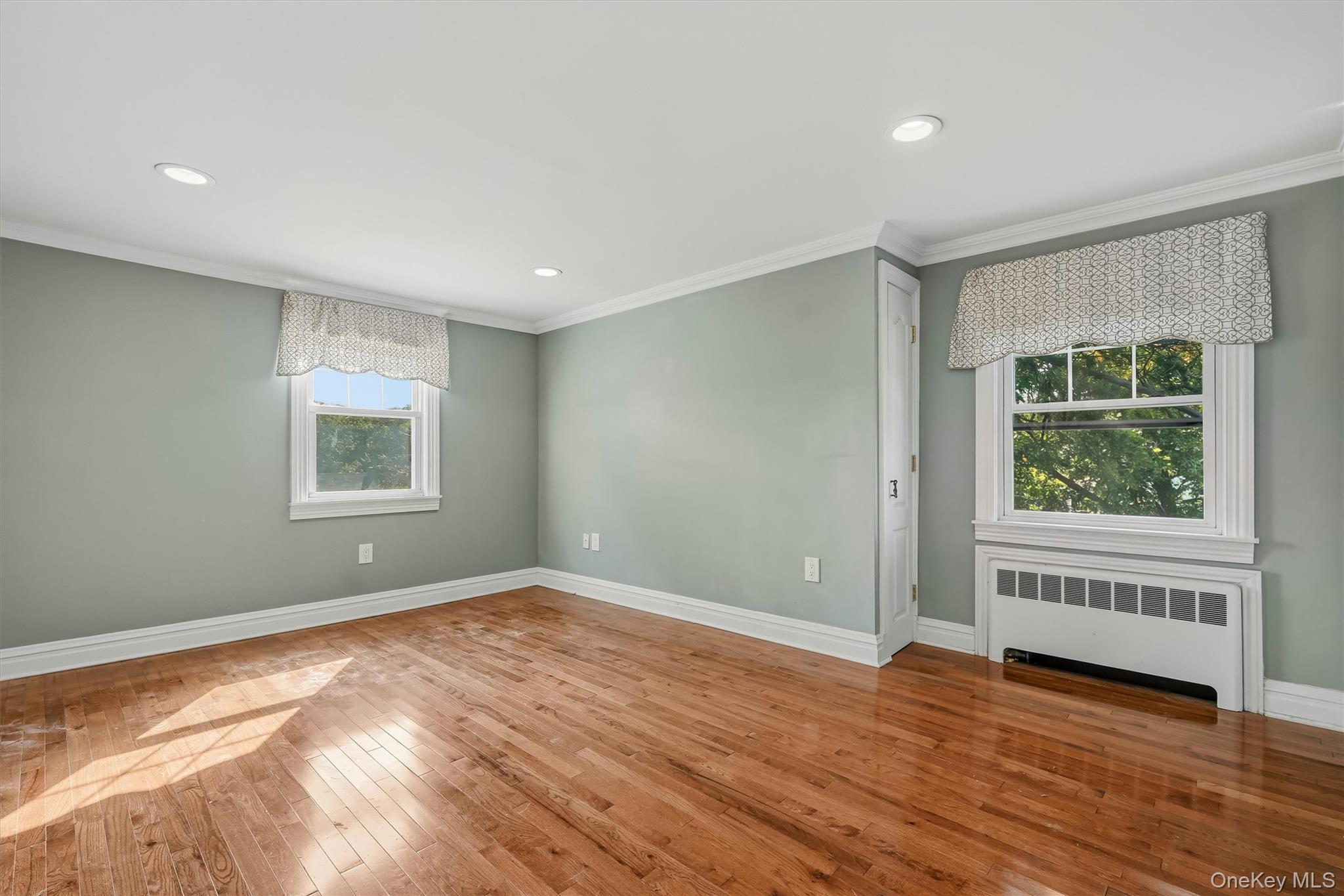 26 Custer Avenue Property Photo 24