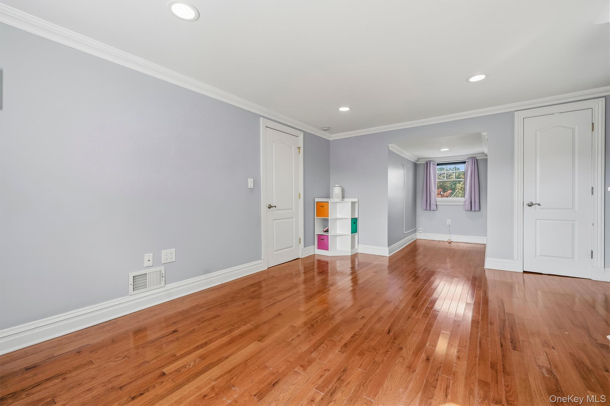 26 Custer Avenue Property Photo 26