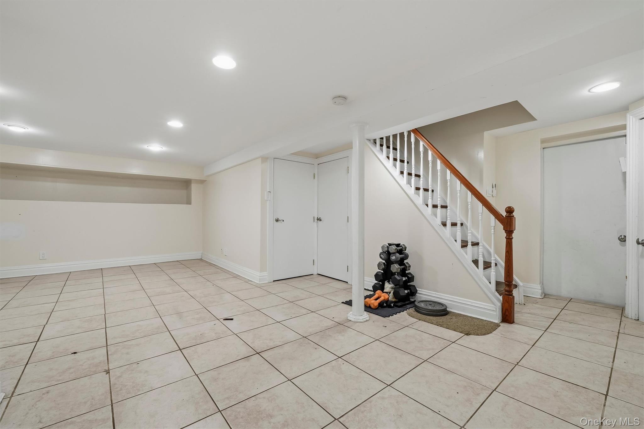 26 Custer Avenue Property Photo 33