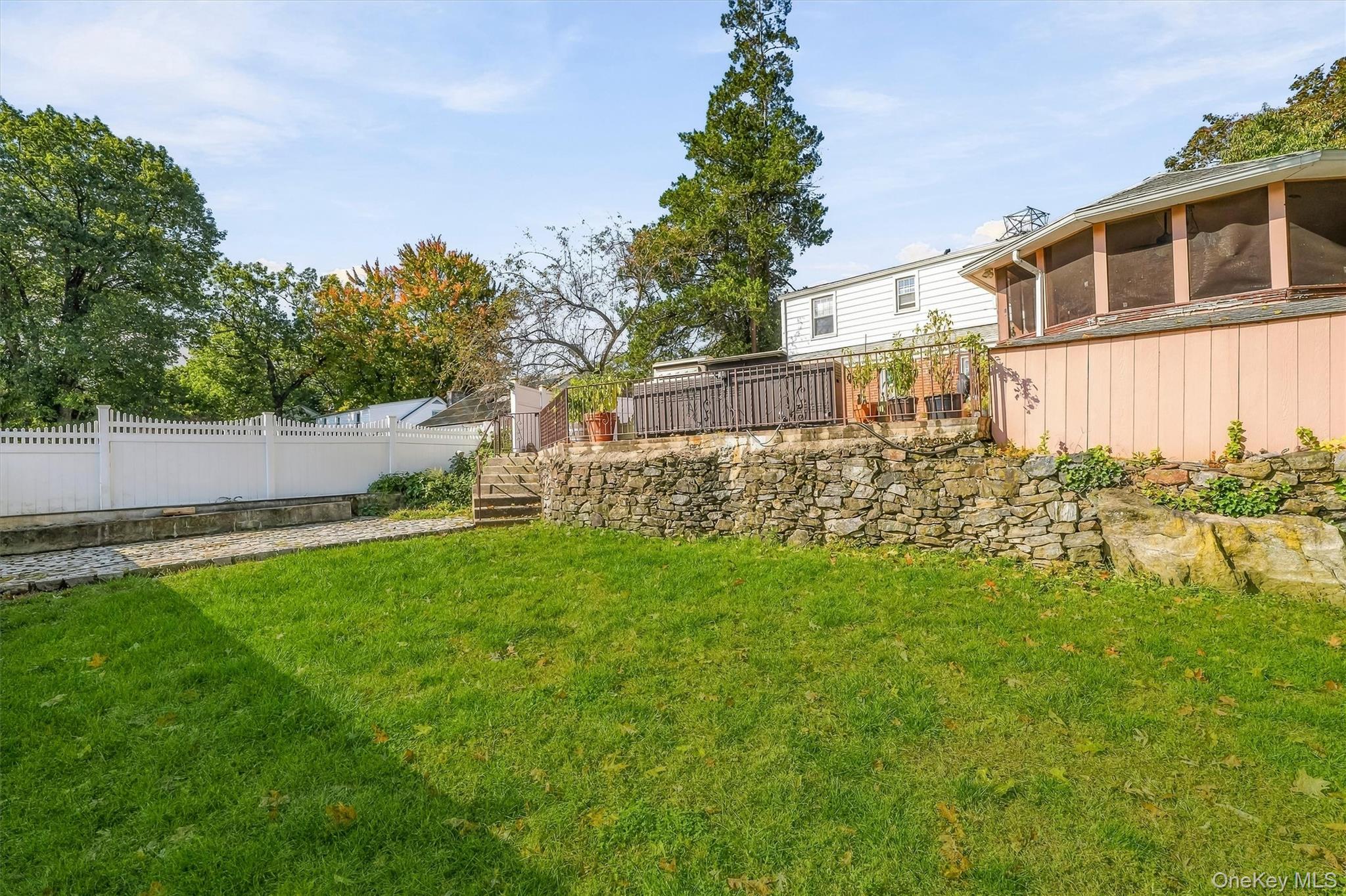 26 Custer Avenue Property Photo 45