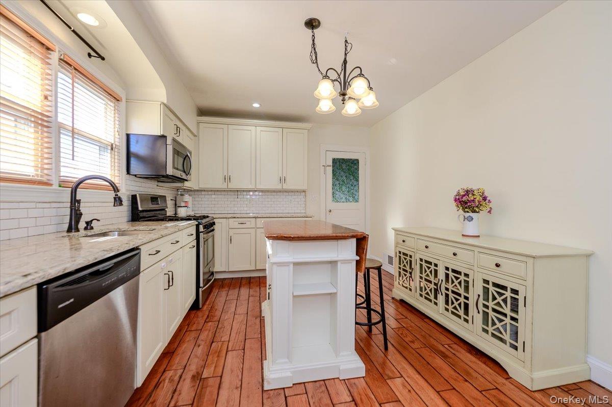 412 Fire Island Avenue Property Photo 9
