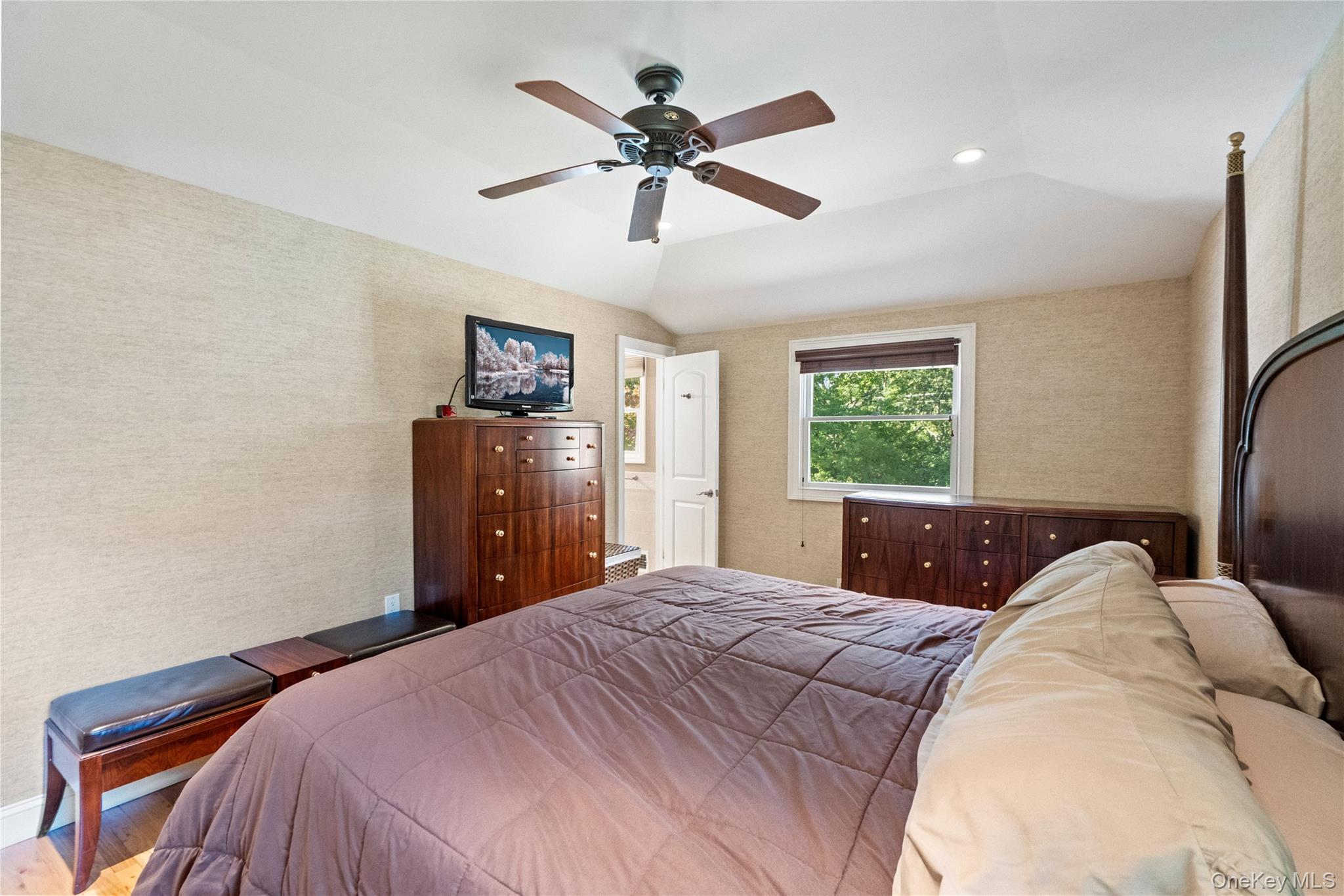 28 Peacock Lane Property Photo 18