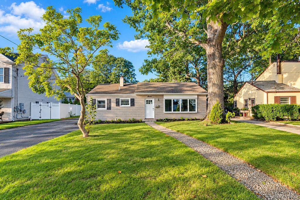 7 Surrey Road Property Photo 12