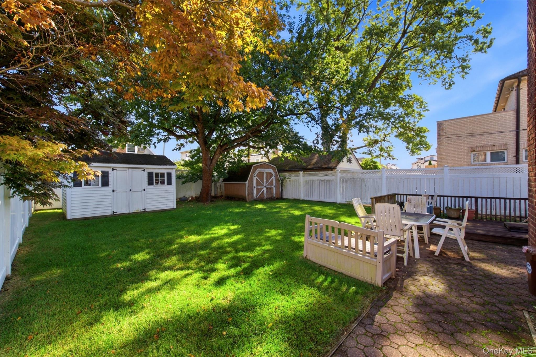 8029 259th Street Property Photo 14