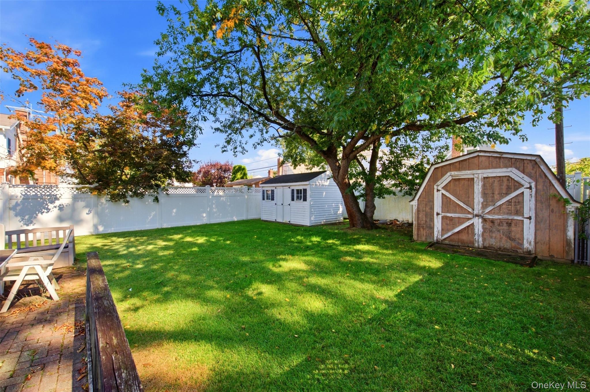 8029 259th Street Property Photo 15