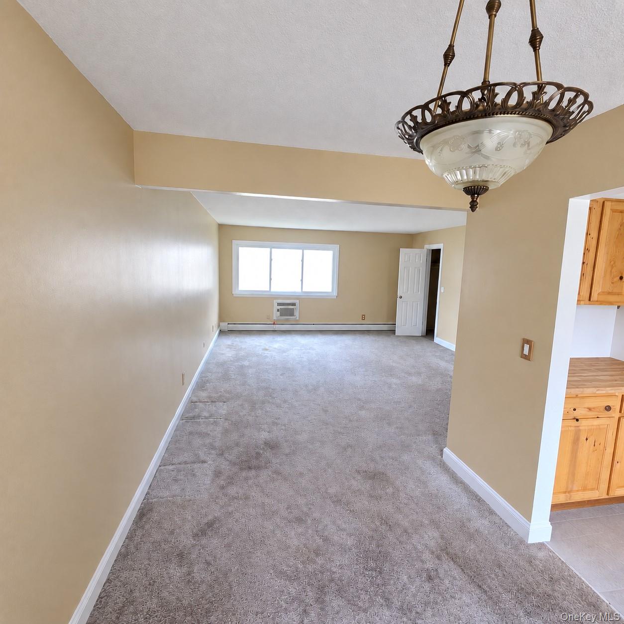 3 Fishkill Glen Drive B Property Photo 3