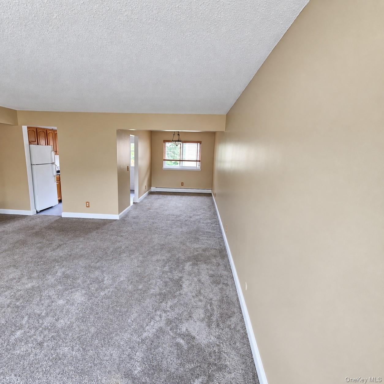 3 Fishkill Glen Drive B Property Photo 5