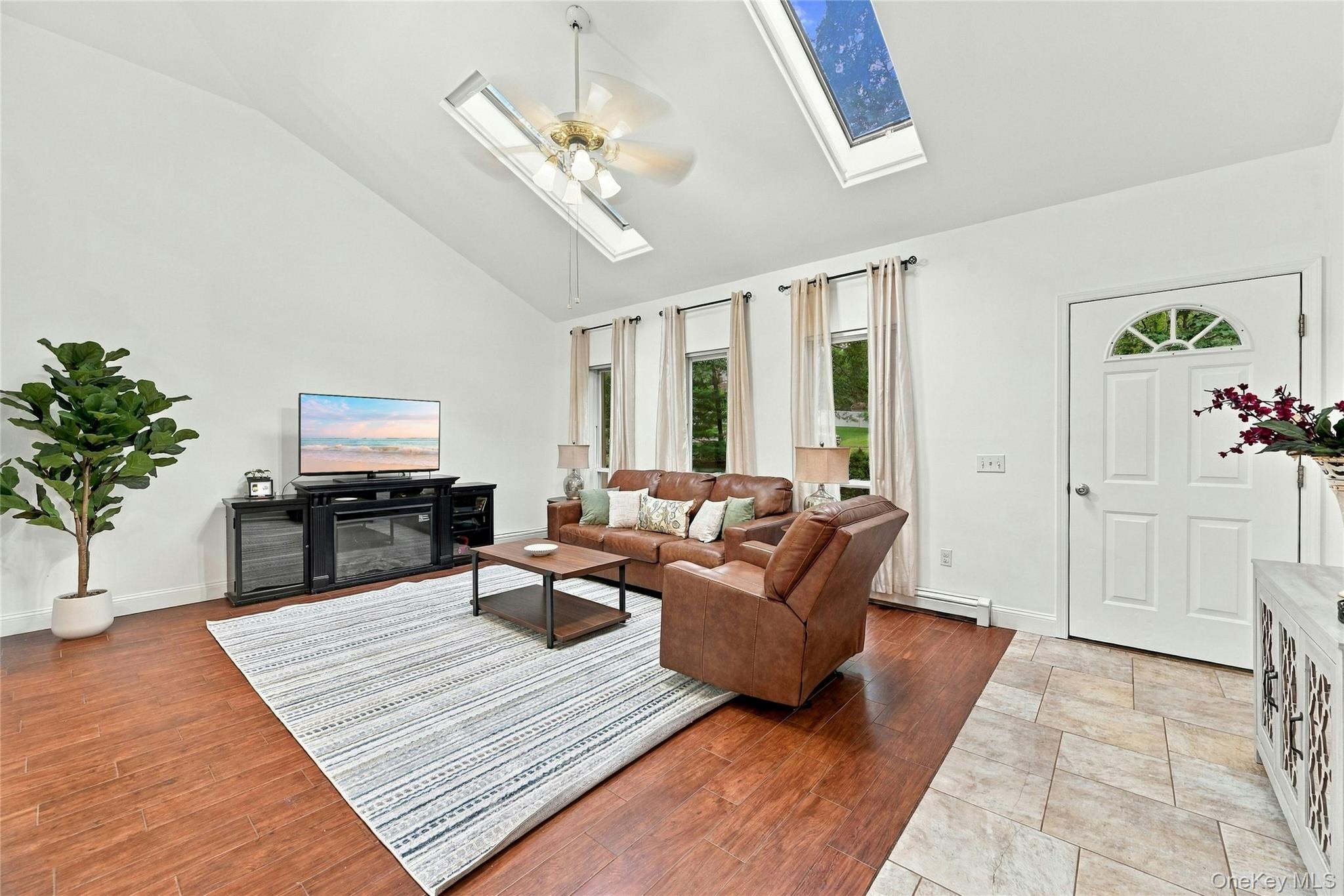 16 Georgann Road Property Photo 4