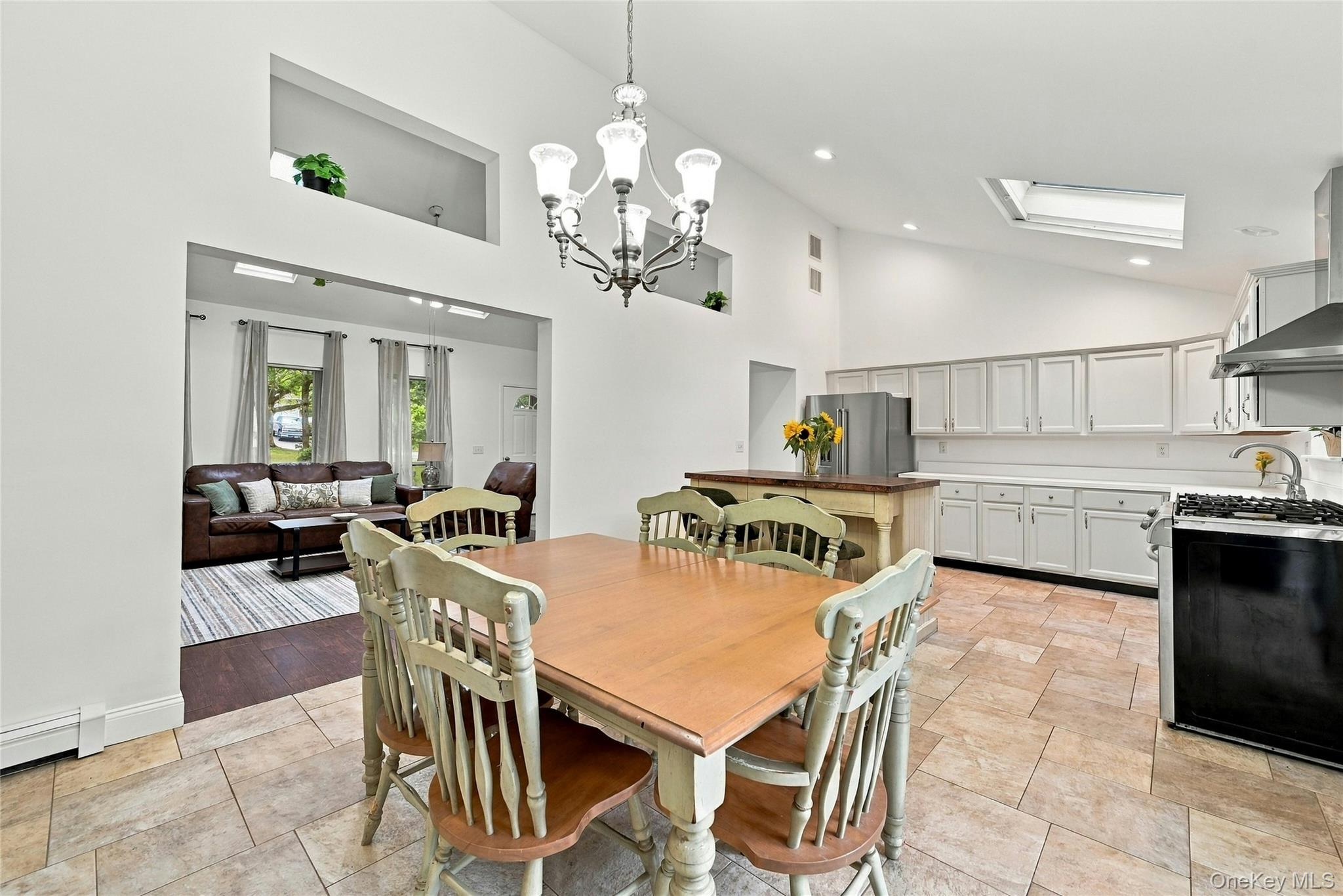 16 Georgann Road Property Photo 8
