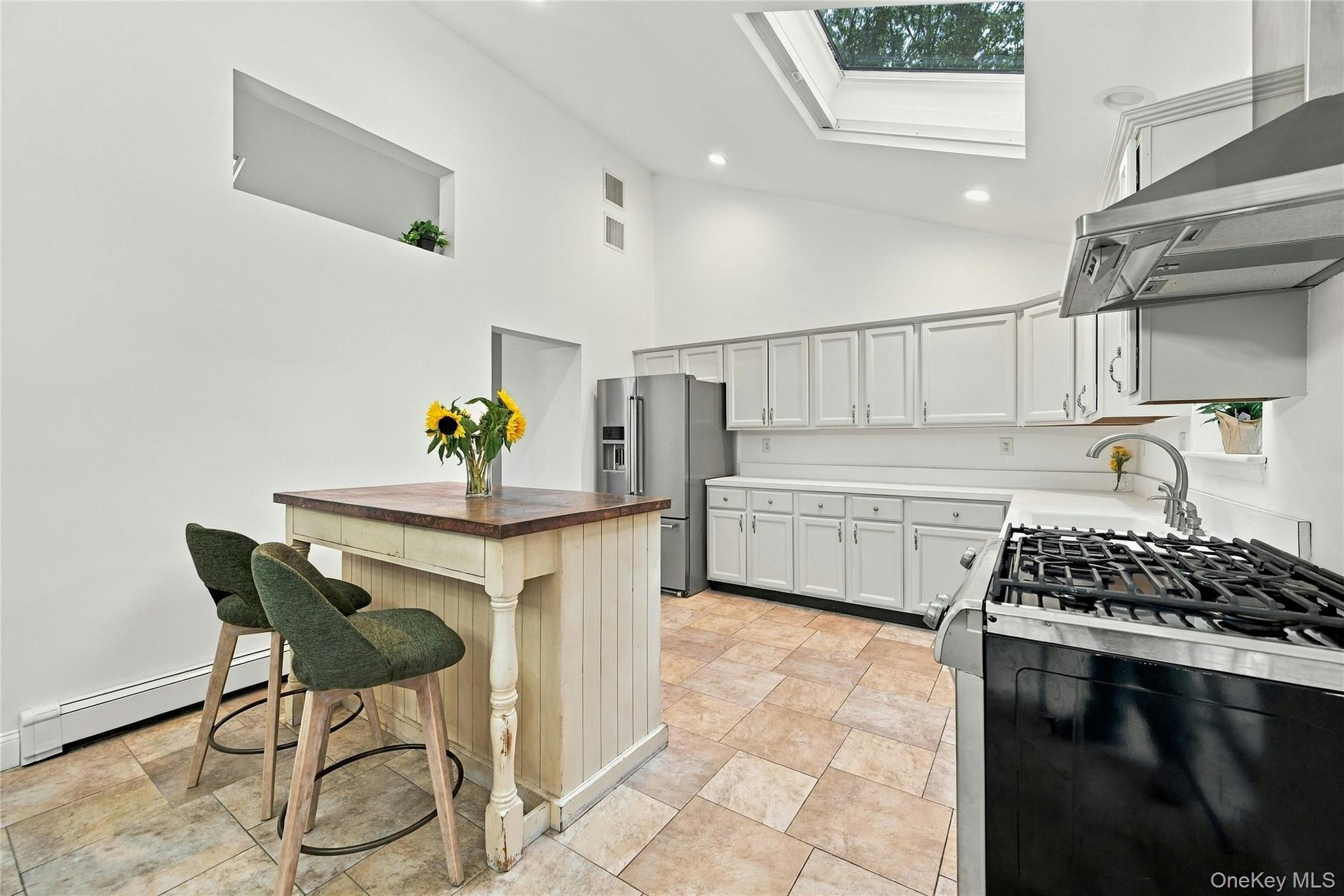16 Georgann Road Property Photo 11