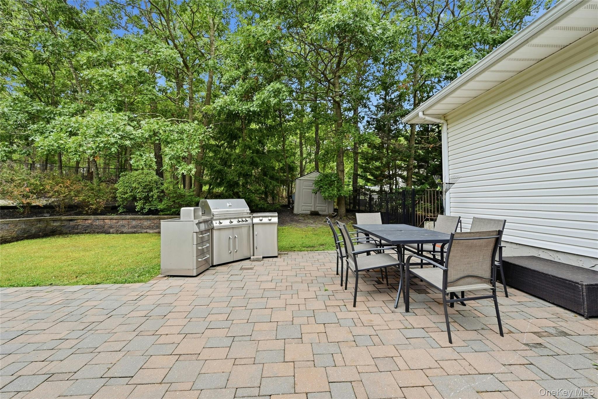 16 Georgann Road Property Photo 24