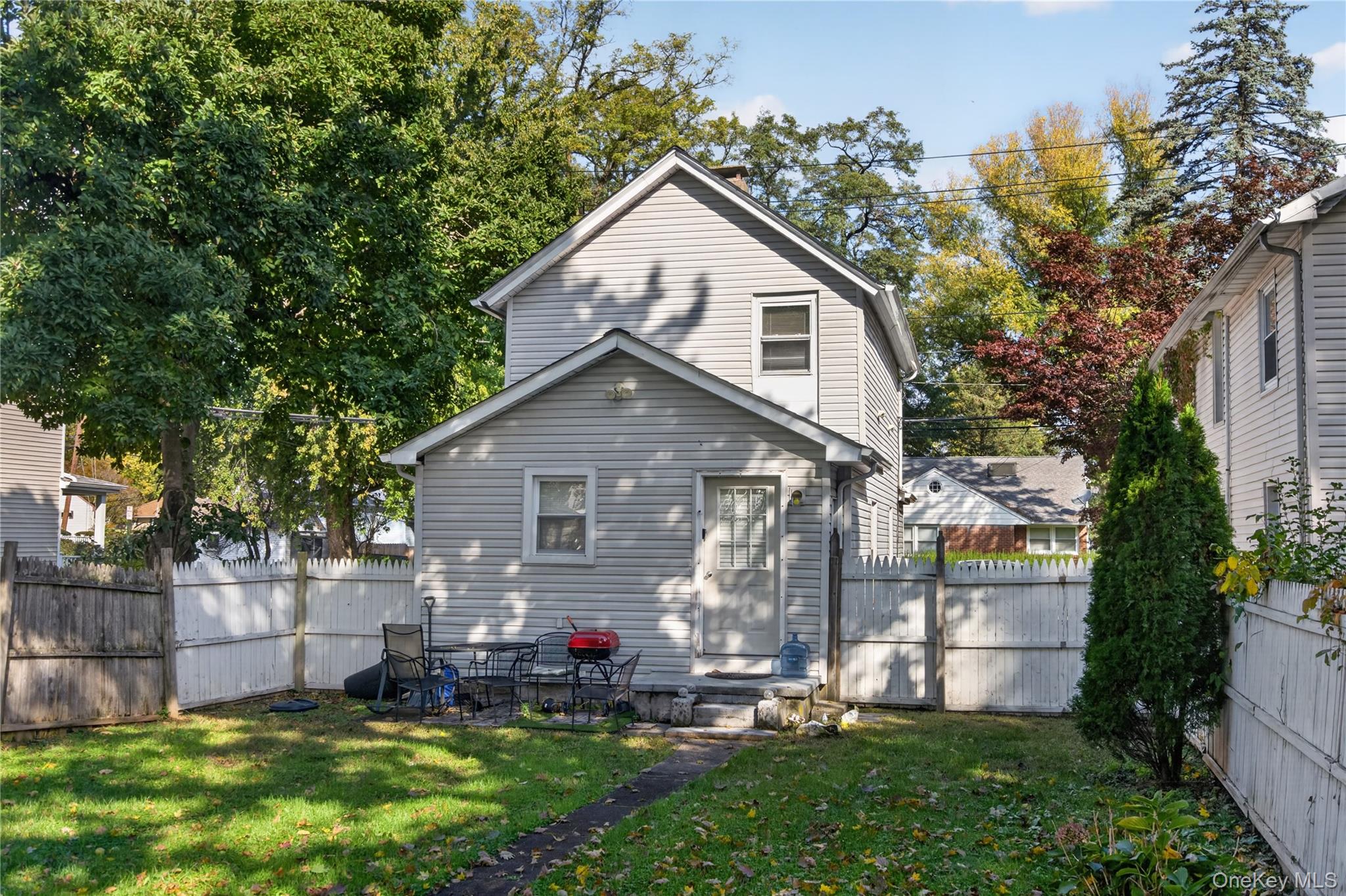 1059573 Property Photo 2