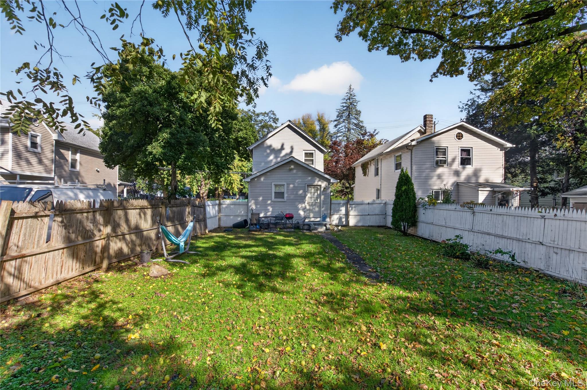 1059573 Property Photo 3