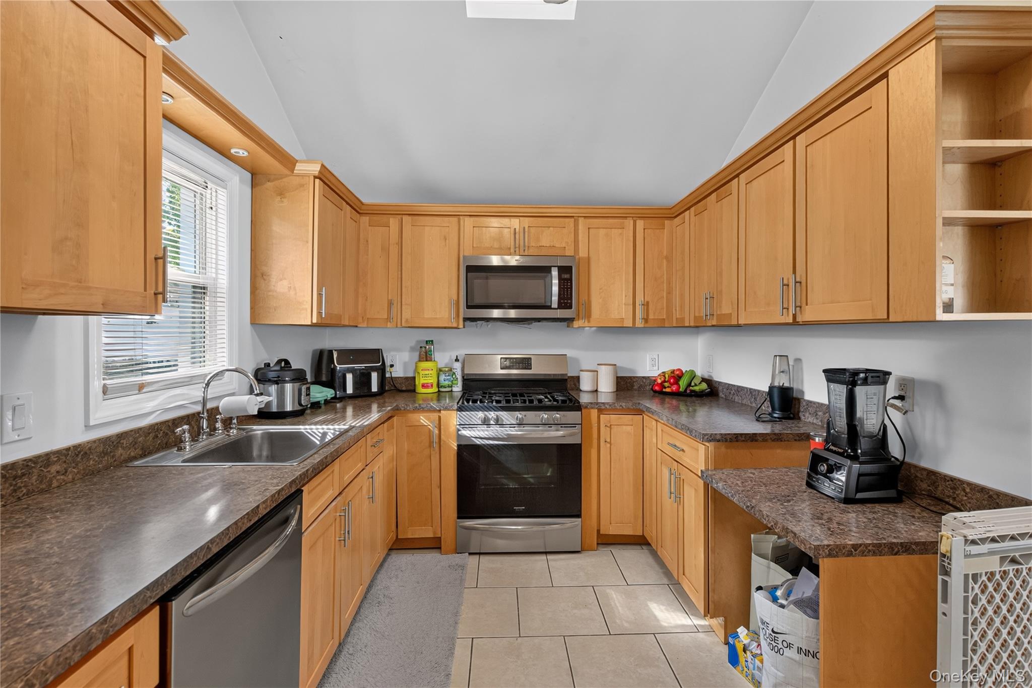 1059573 Property Photo 13