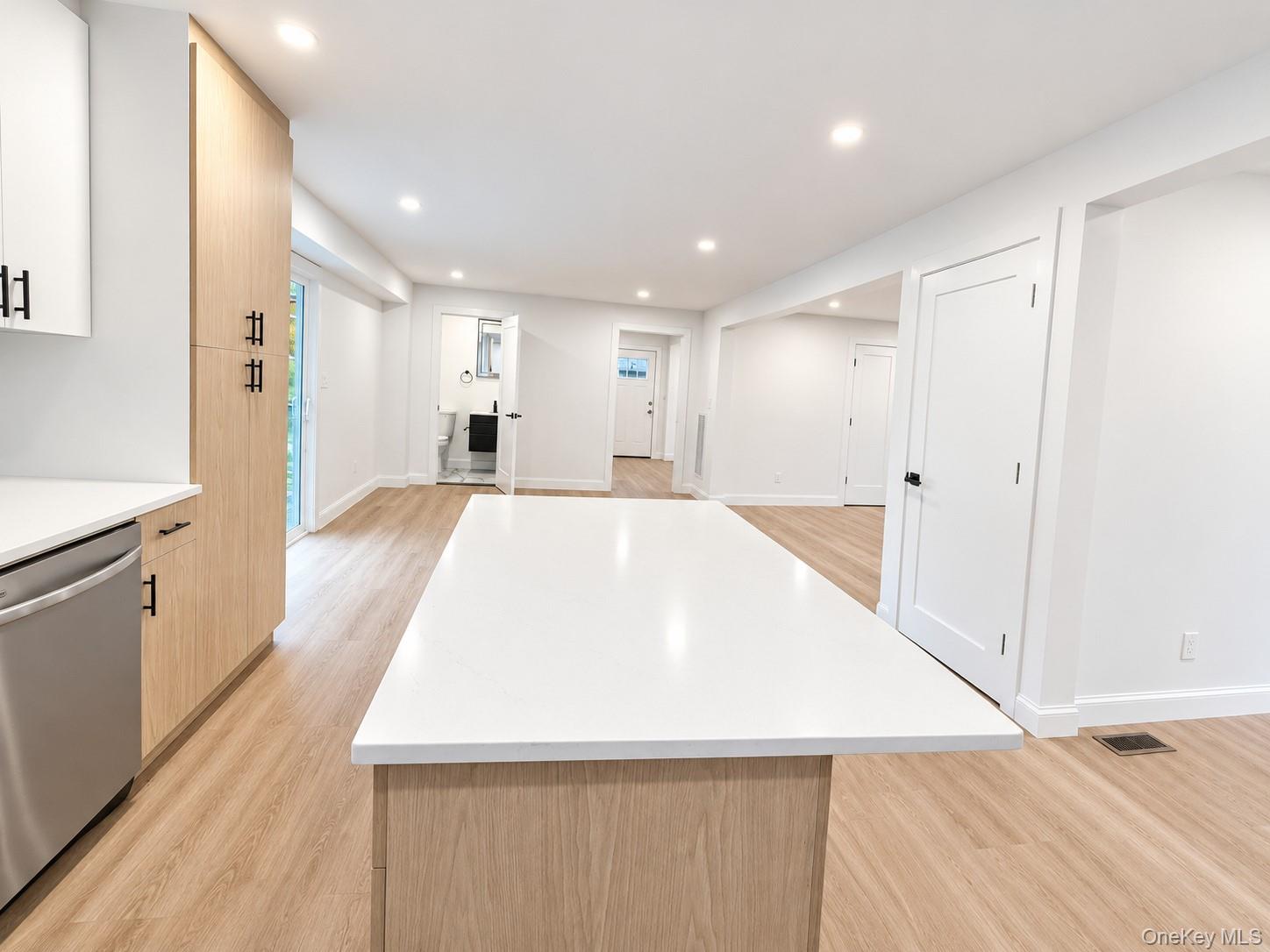 6 Sportsman Court Property Photo 8