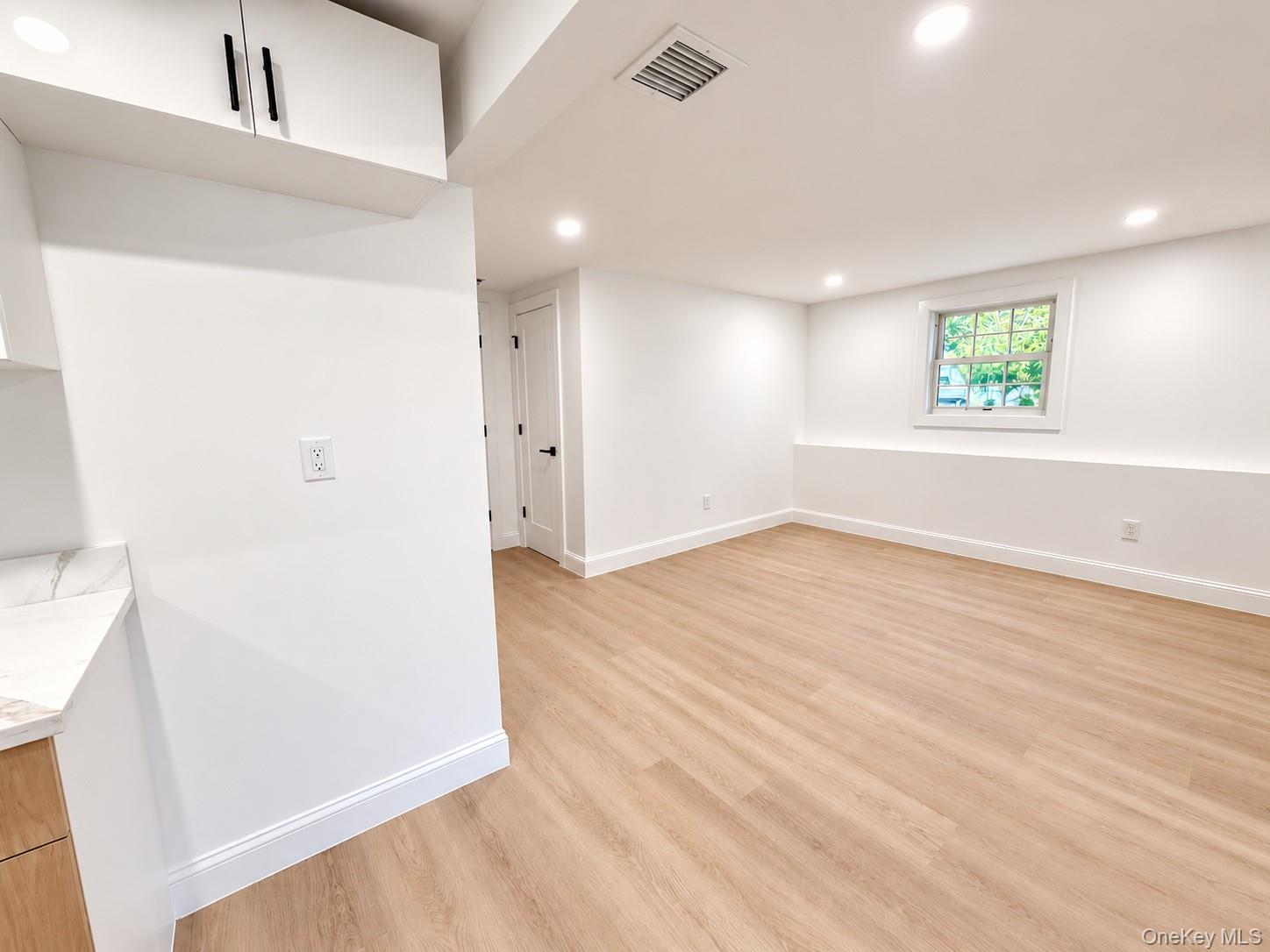 21 Lama Drive Property Photo 19