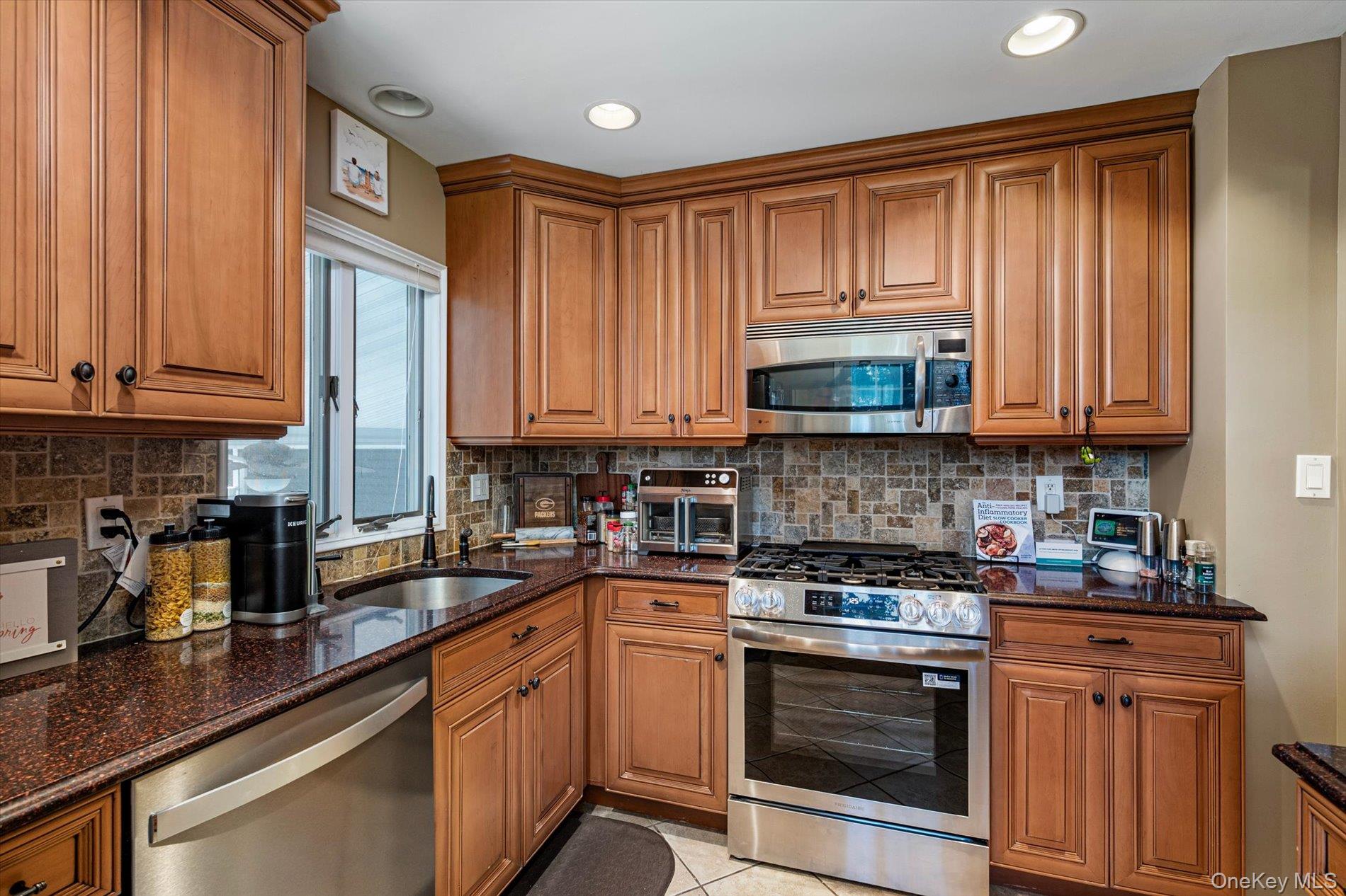 18 Meadow Lark Drive Property Photo 11