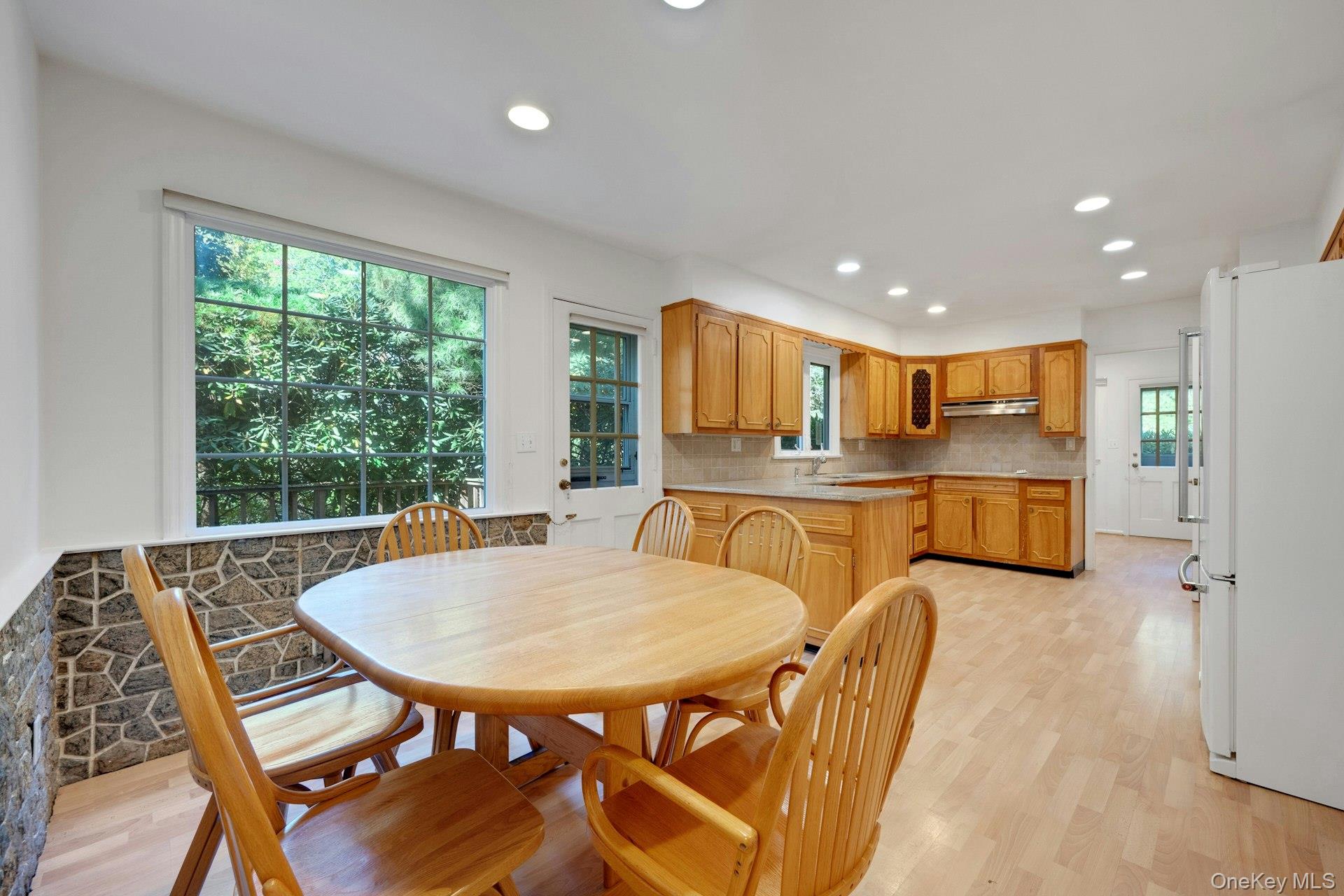 258 Evandale Road Property Photo 11
