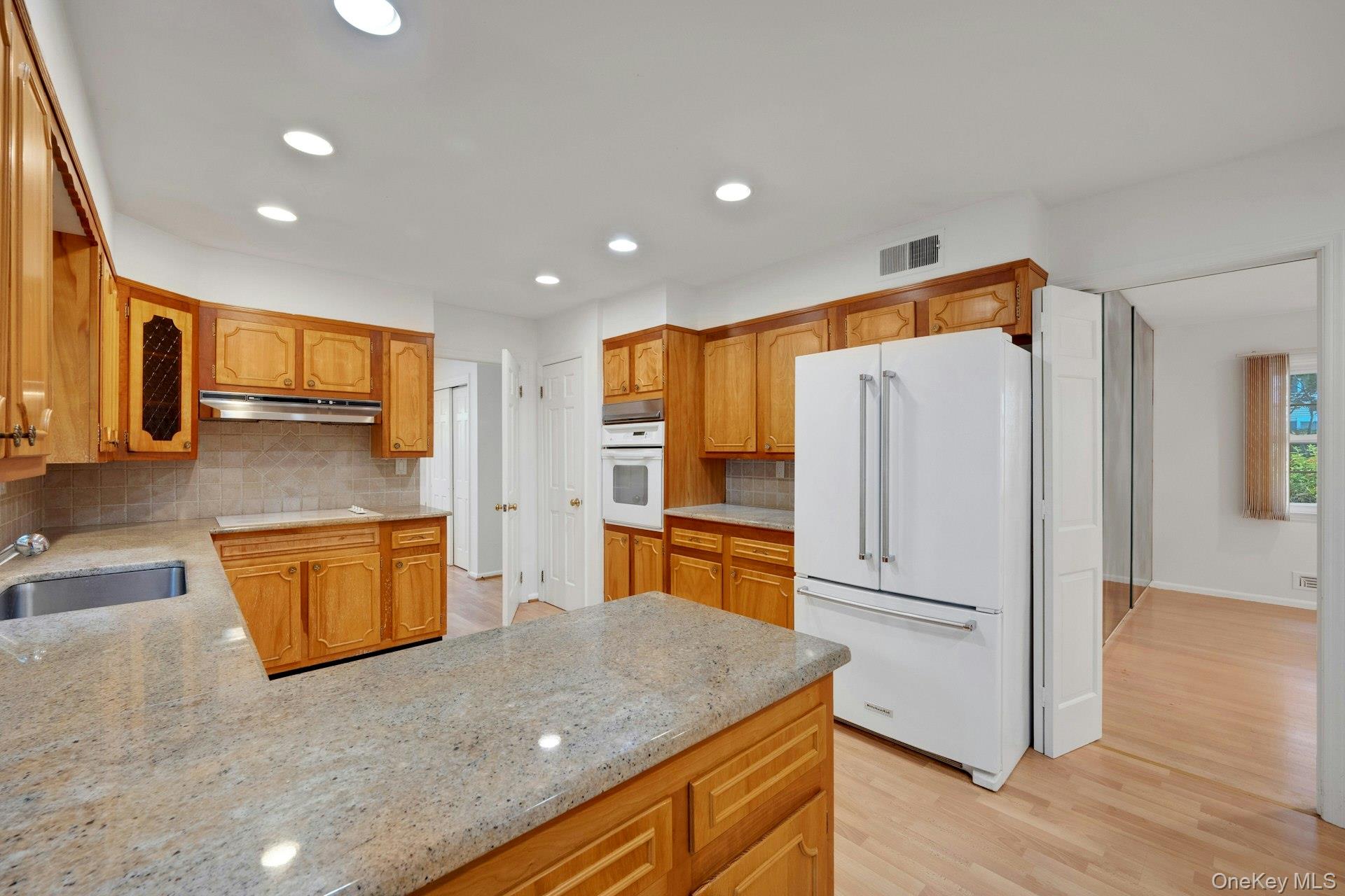 258 Evandale Road Property Photo 12