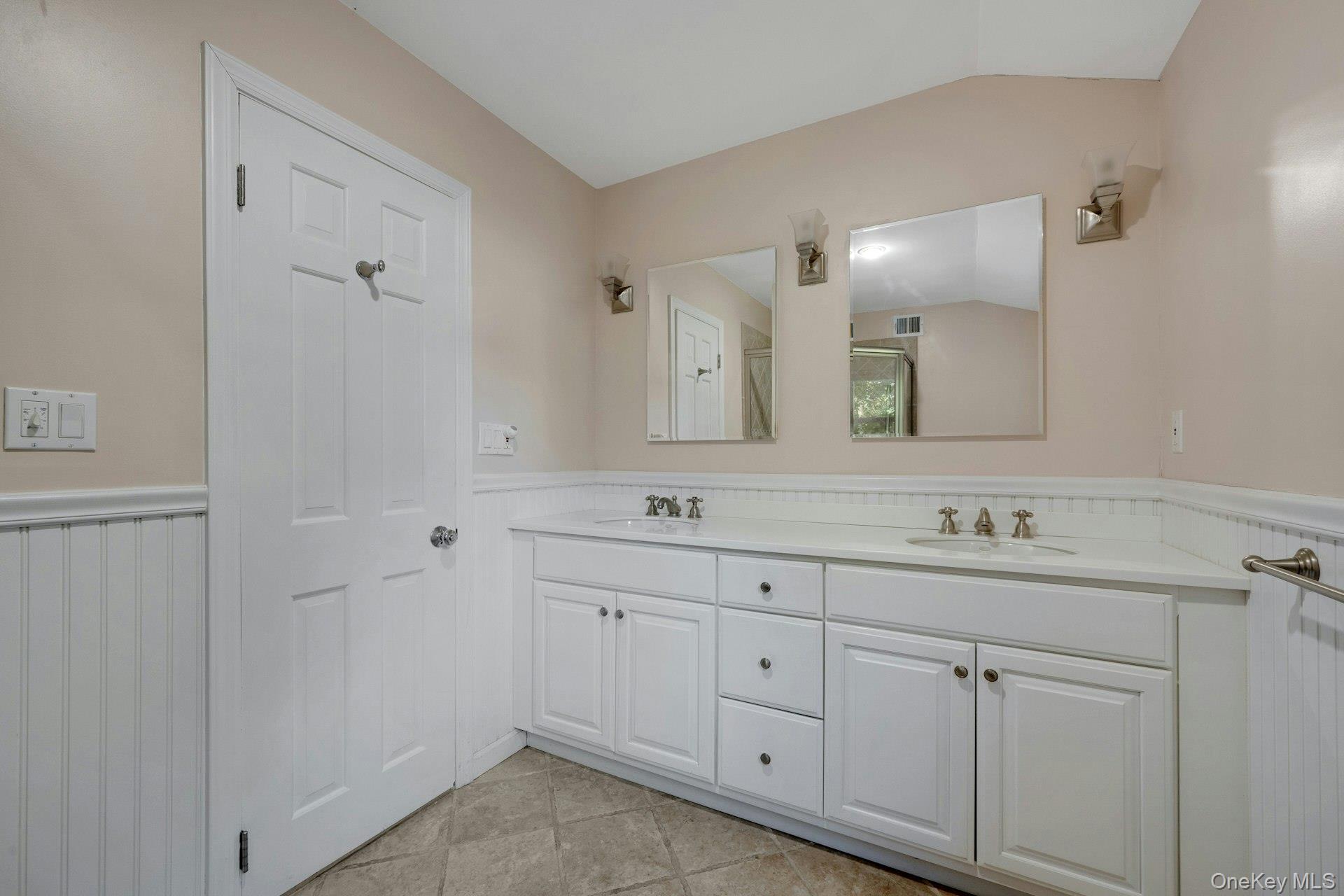 258 Evandale Road Property Photo 24