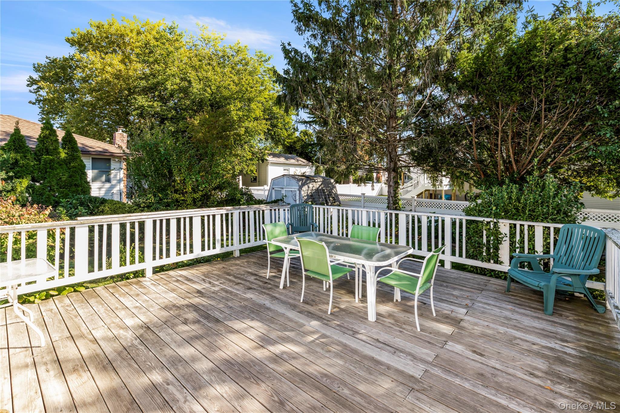 256 9th Street Property Photo 3