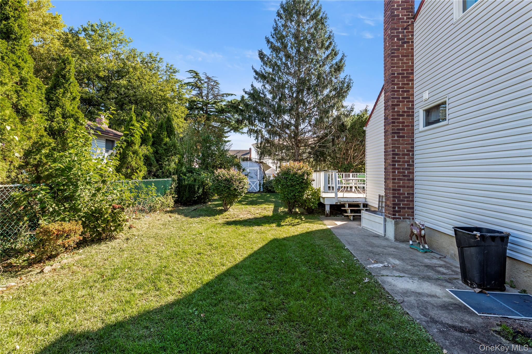 256 9th Street Property Photo 5