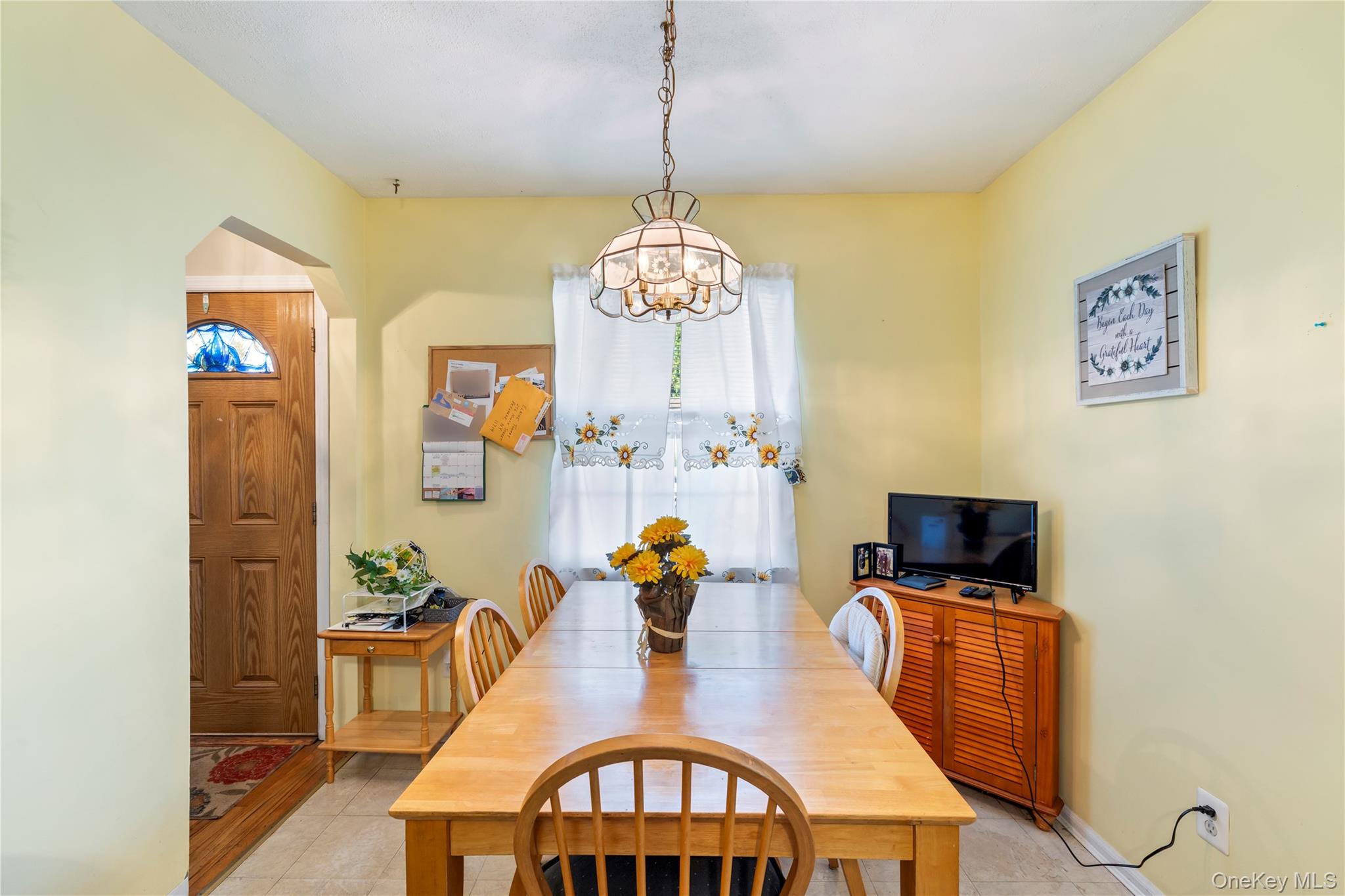 256 9th Street Property Photo 8