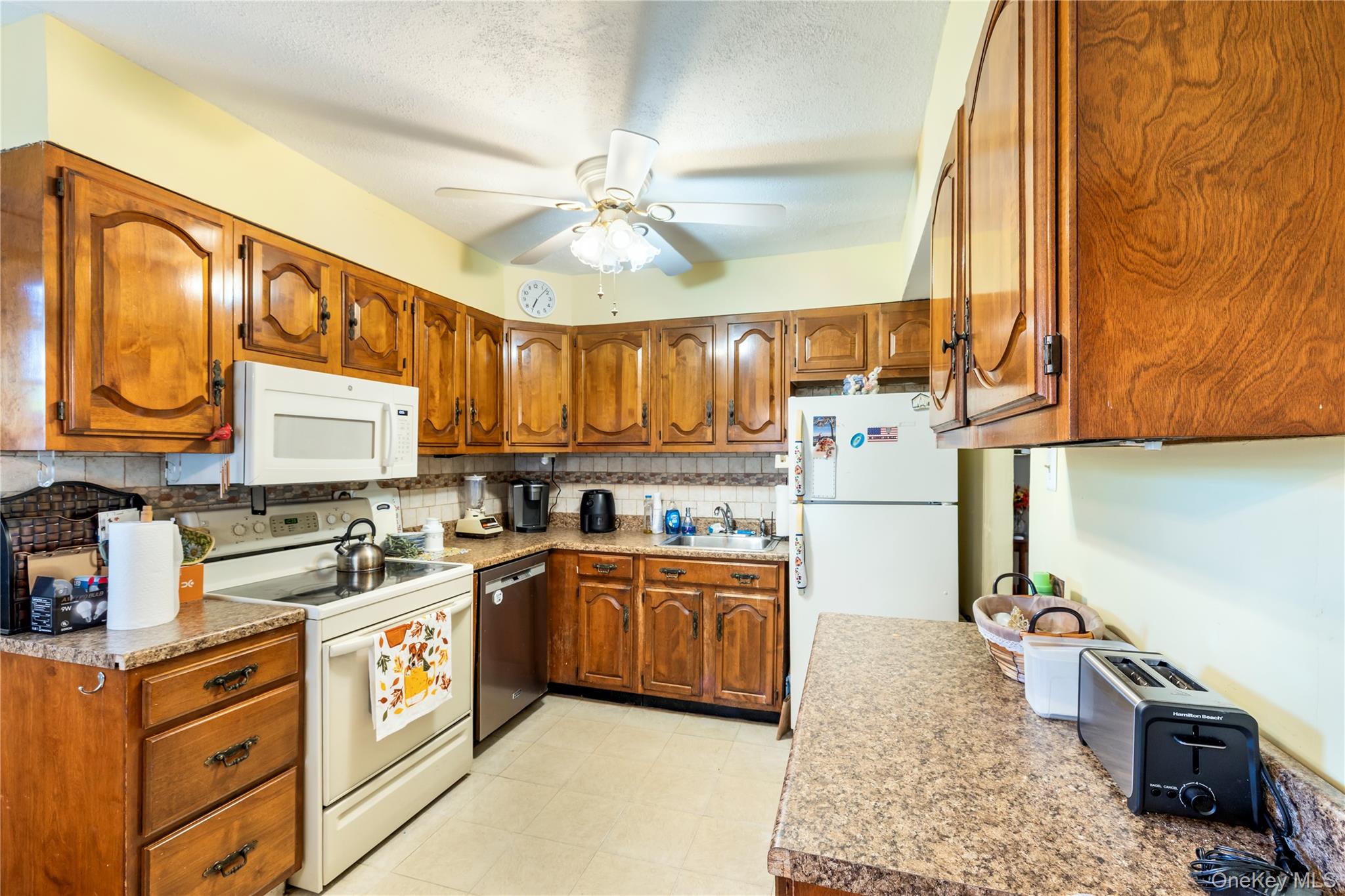 256 9th Street Property Photo 10