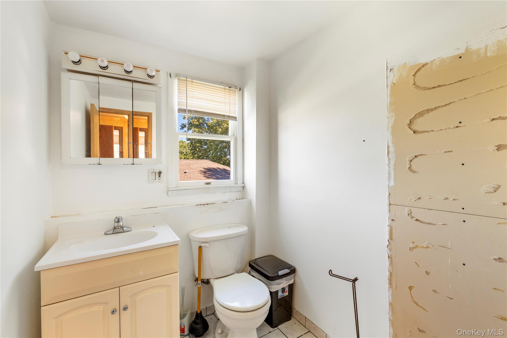 256 9th Street Property Photo 14