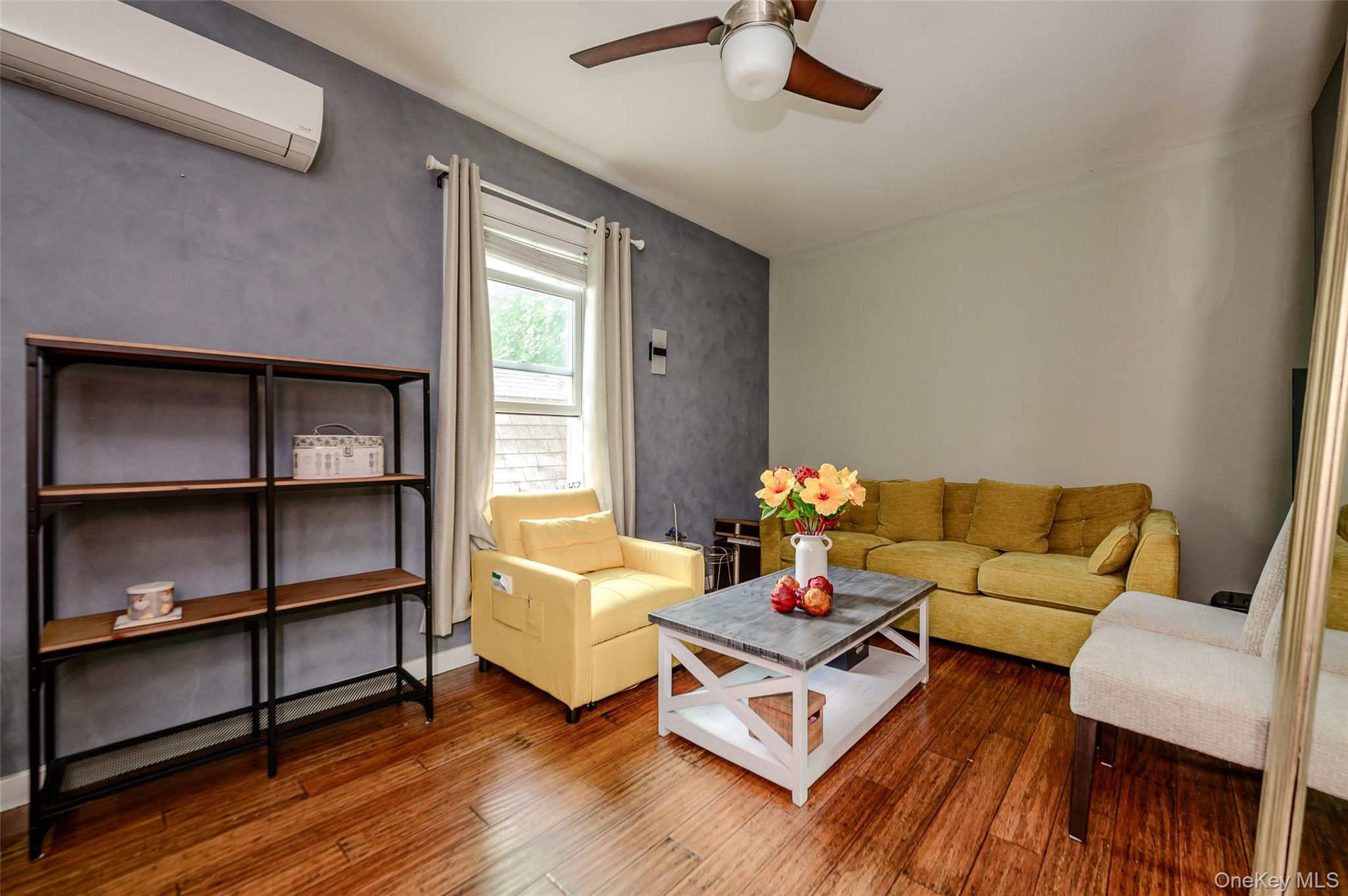 48 Clarendon Avenue Property Photo 4