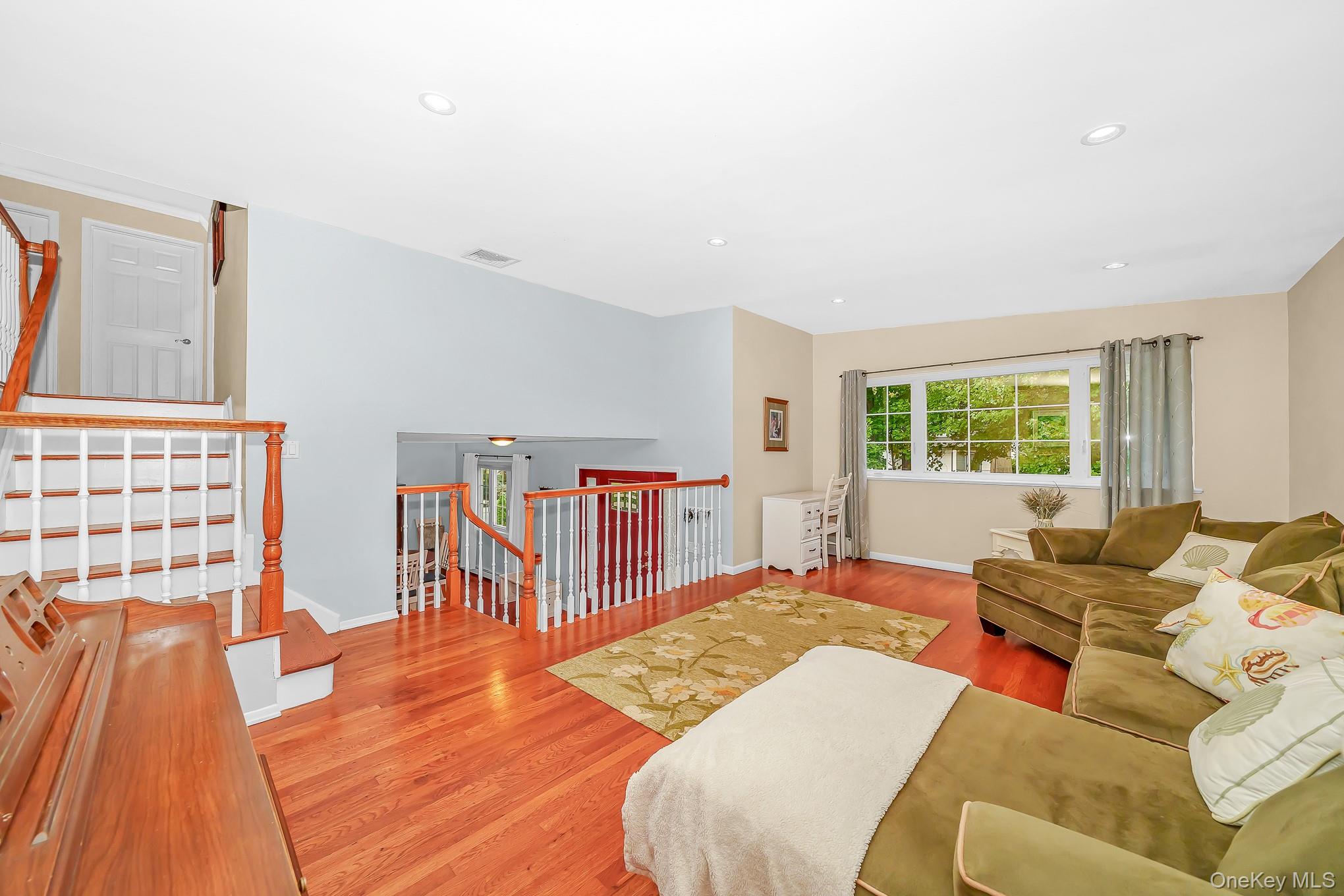 1675 Cornelius Avenue Property Photo 10