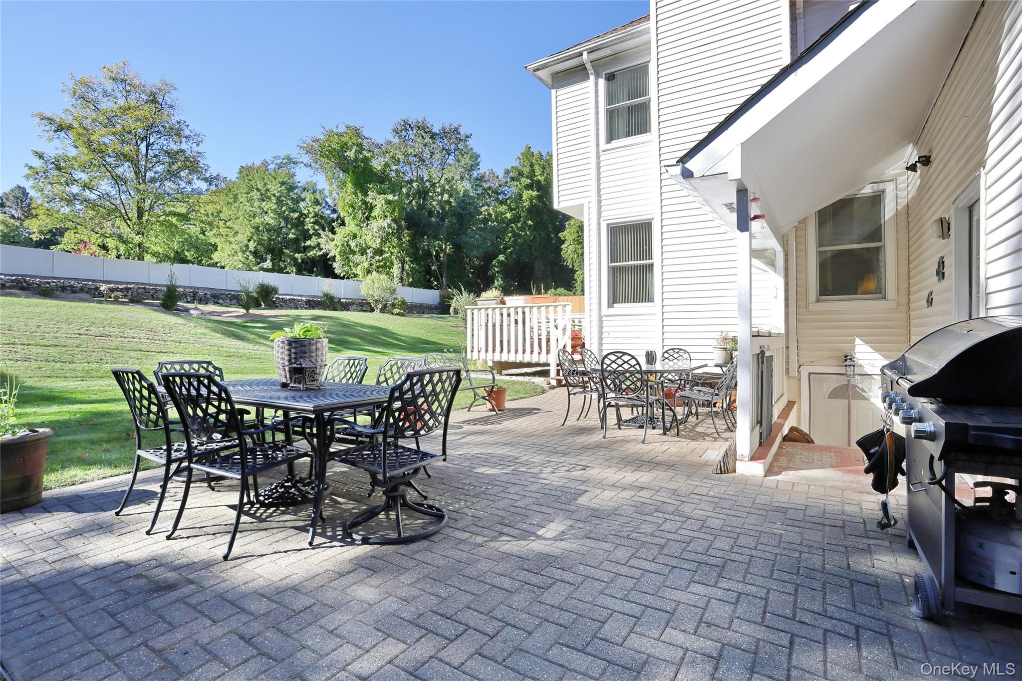 12 Stark Court Property Photo 31