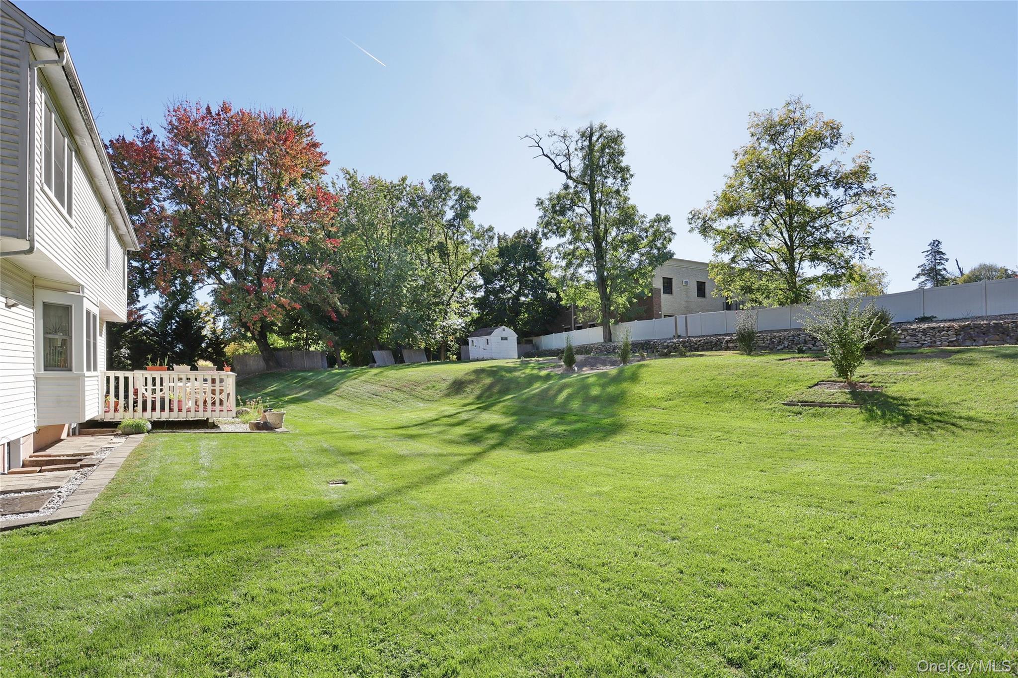 12 Stark Court Property Photo 35