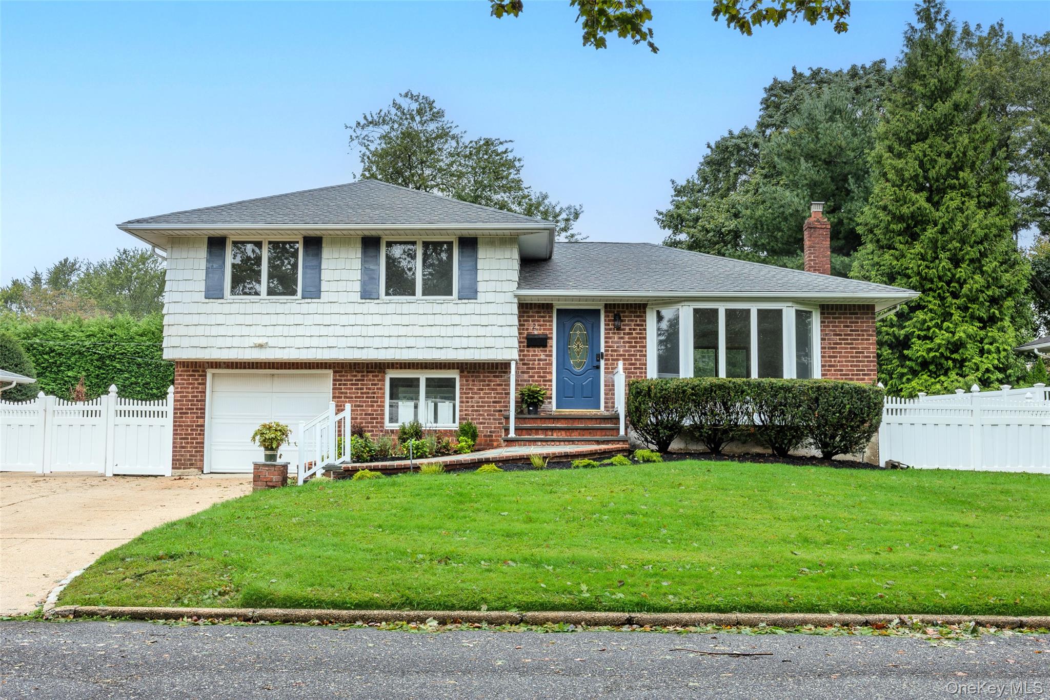 27 Schoenfield Lane Property Photo 1