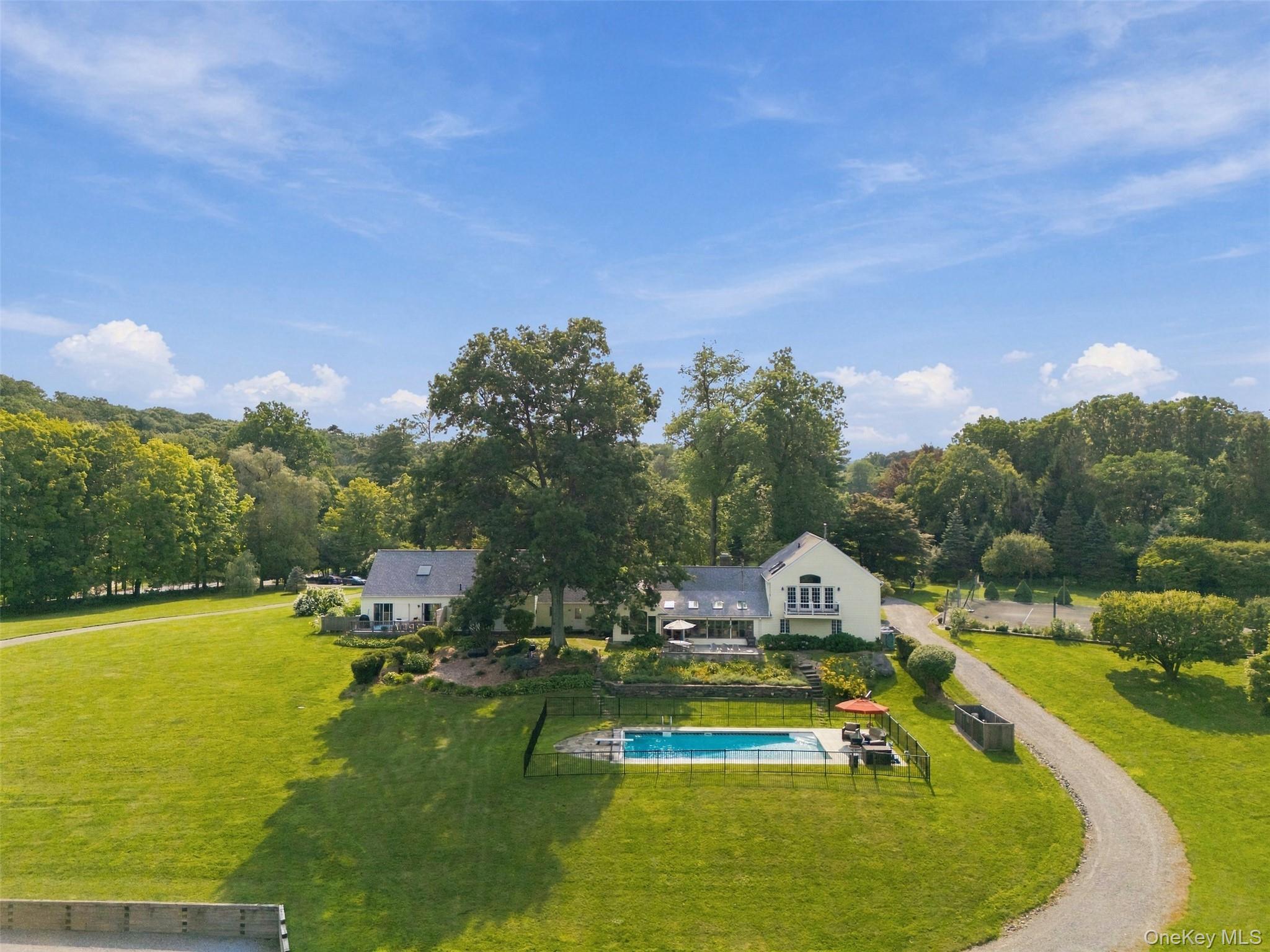160 Couch Road Property Photo 4
