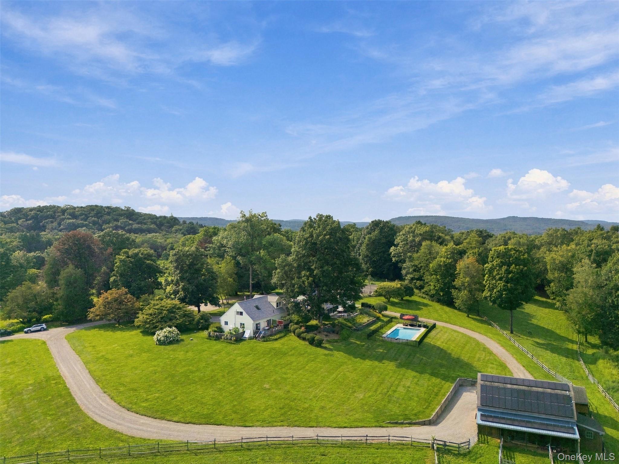 160 Couch Road Property Photo 6