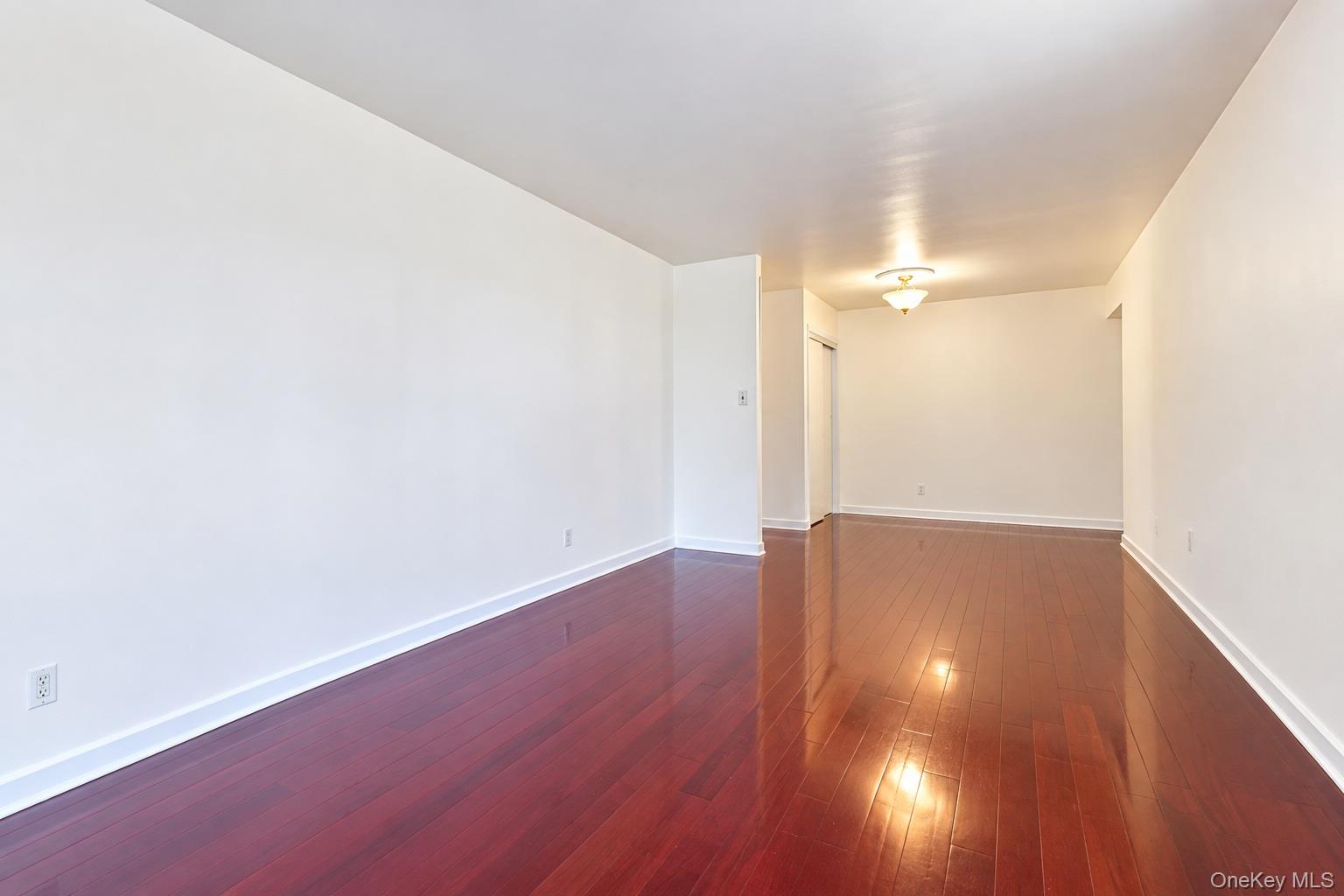 27-05 Parsons Boulevard 6f Property Photo 2