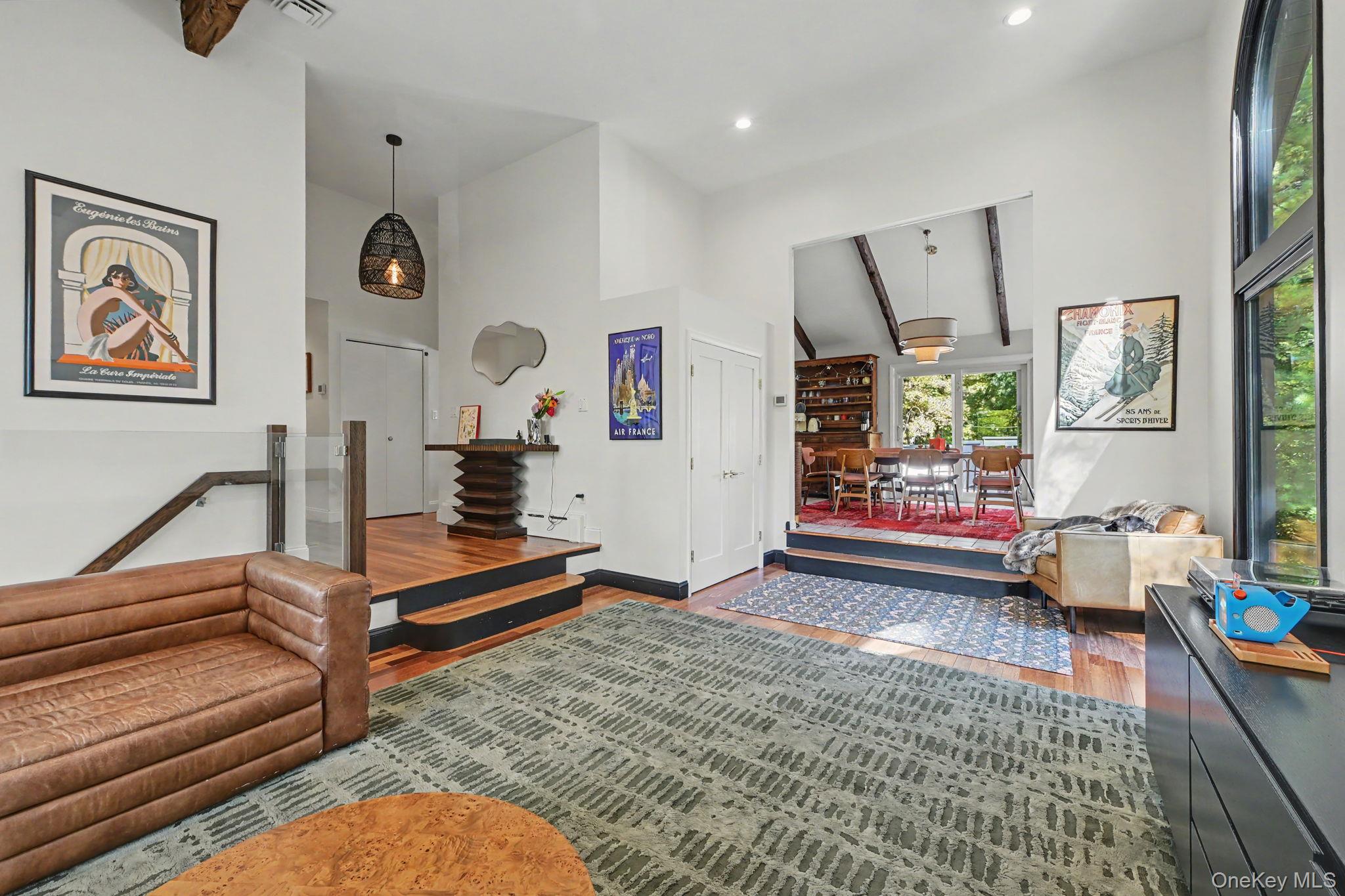 29 Hoyt Street Property Photo 6