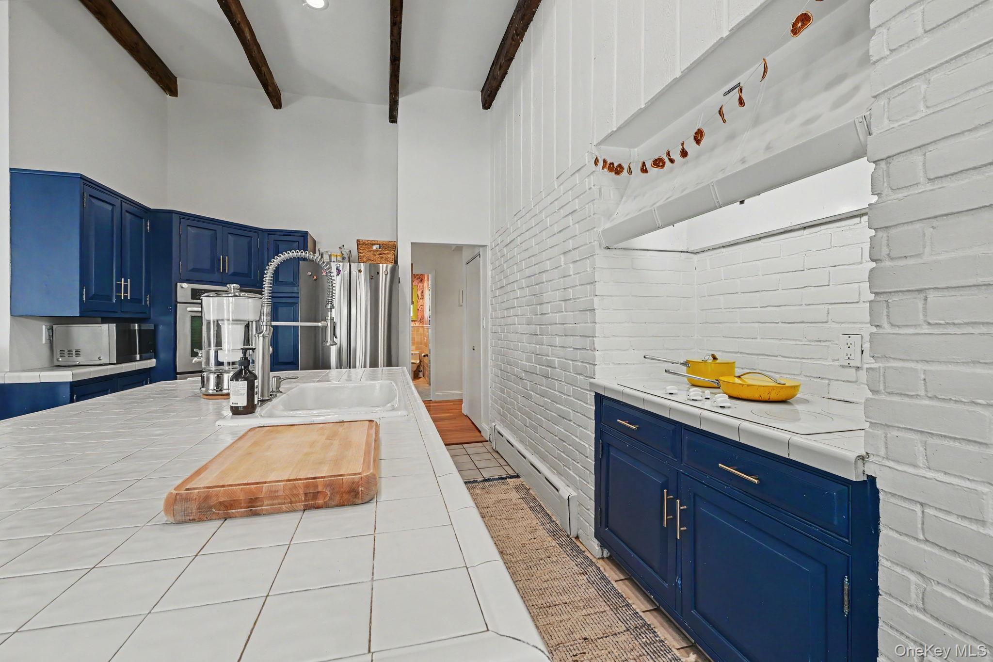 29 Hoyt Street Property Photo 11