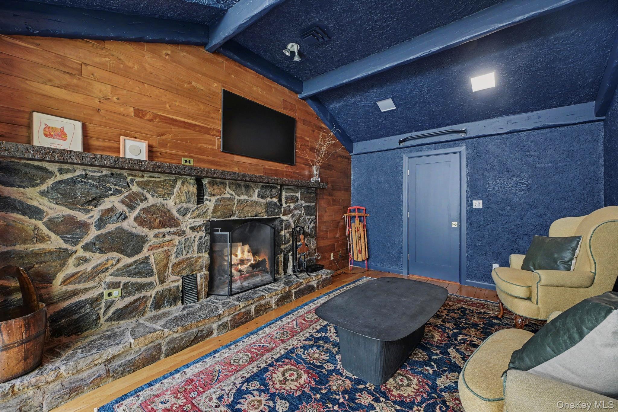 29 Hoyt Street Property Photo 14