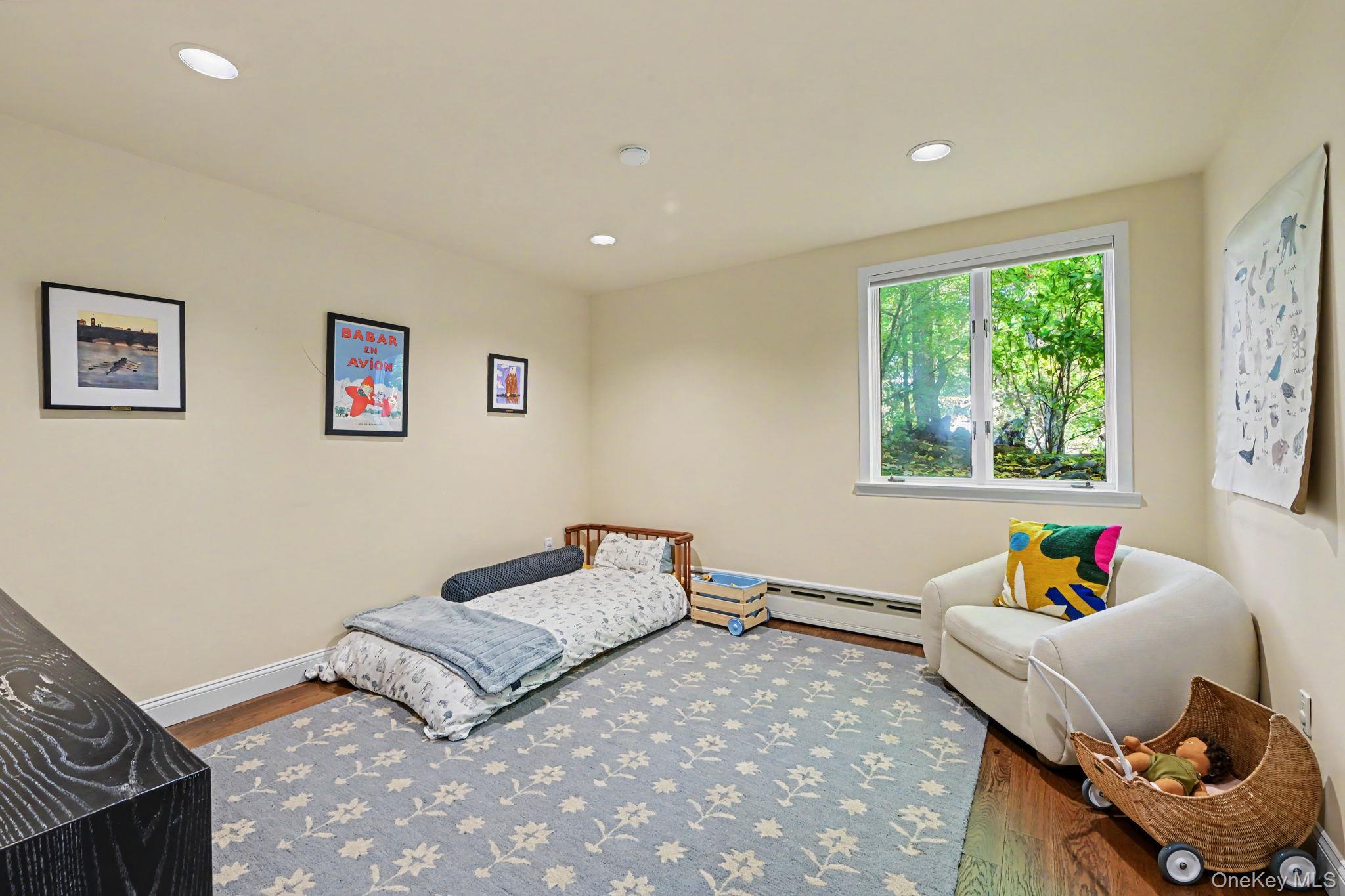 29 Hoyt Street Property Photo 28