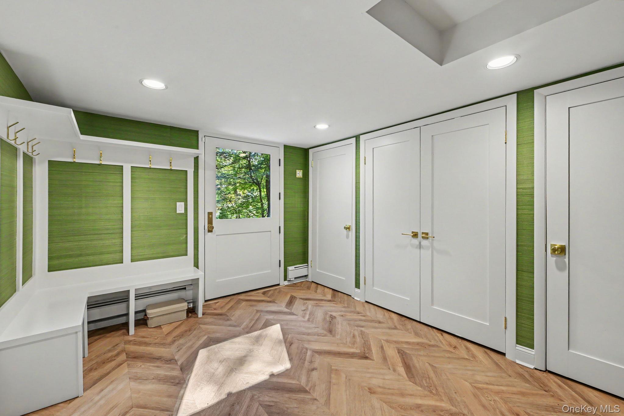 29 Hoyt Street Property Photo 33