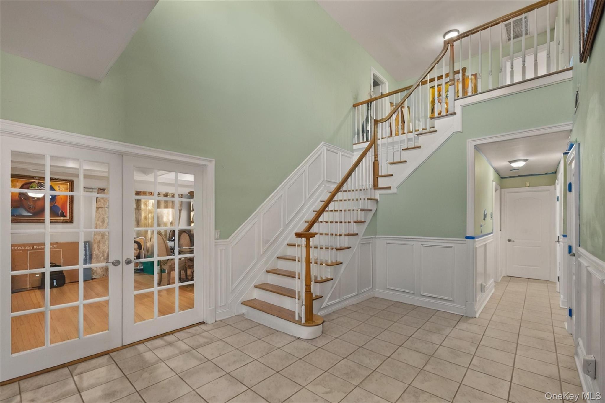 46 Garden City Street Property Photo 2