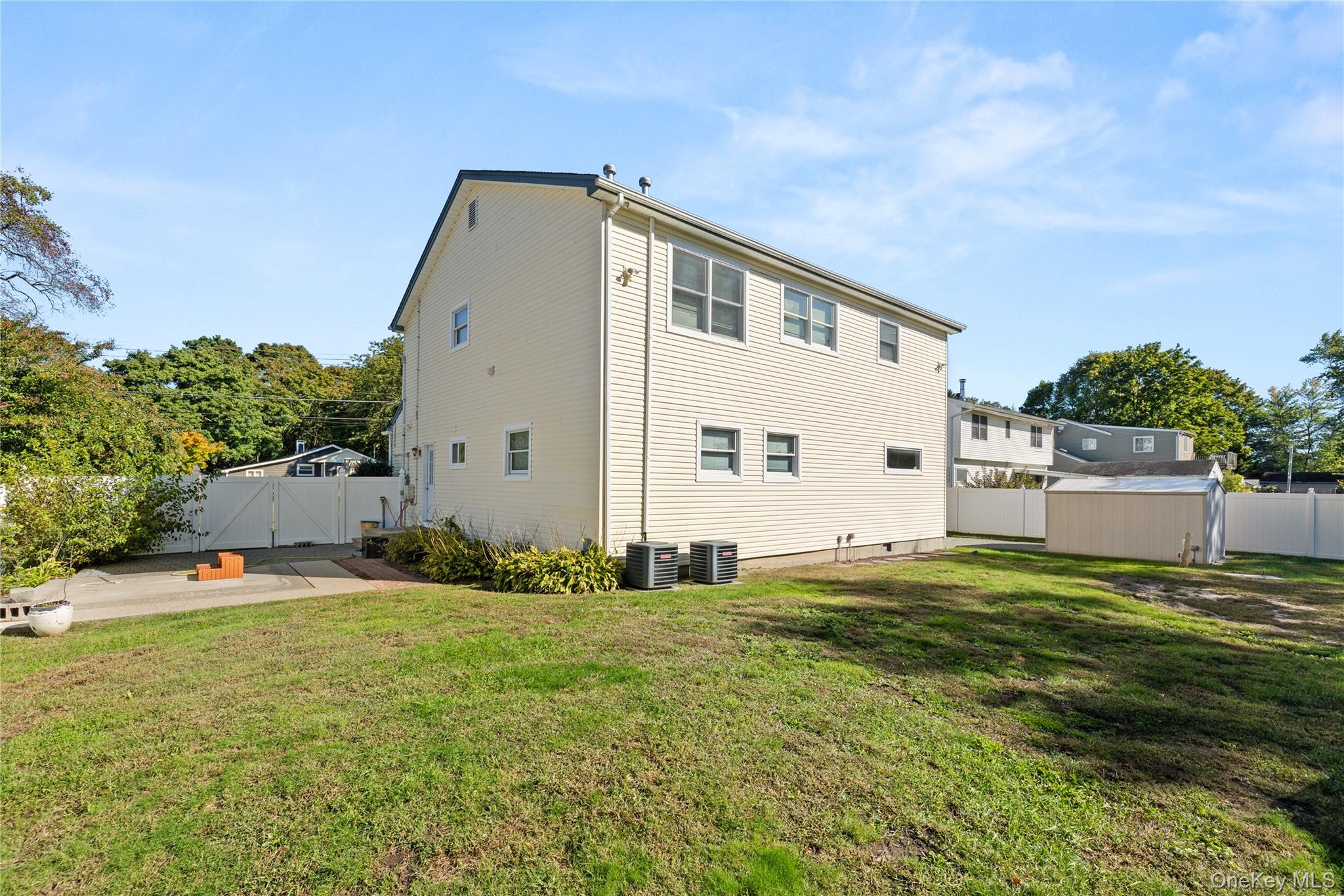 46 Garden City Street Property Photo 19