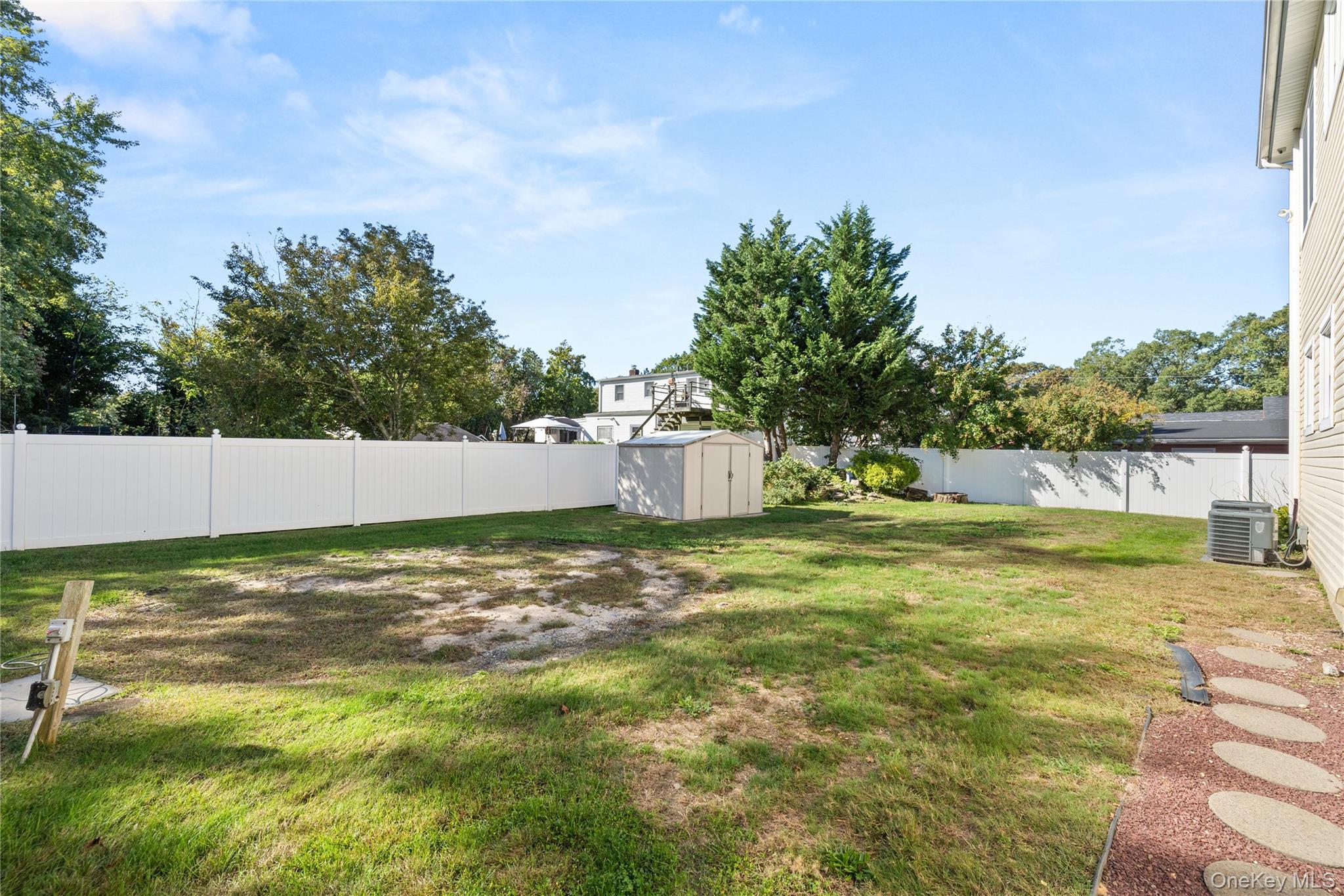 46 Garden City Street Property Photo 21