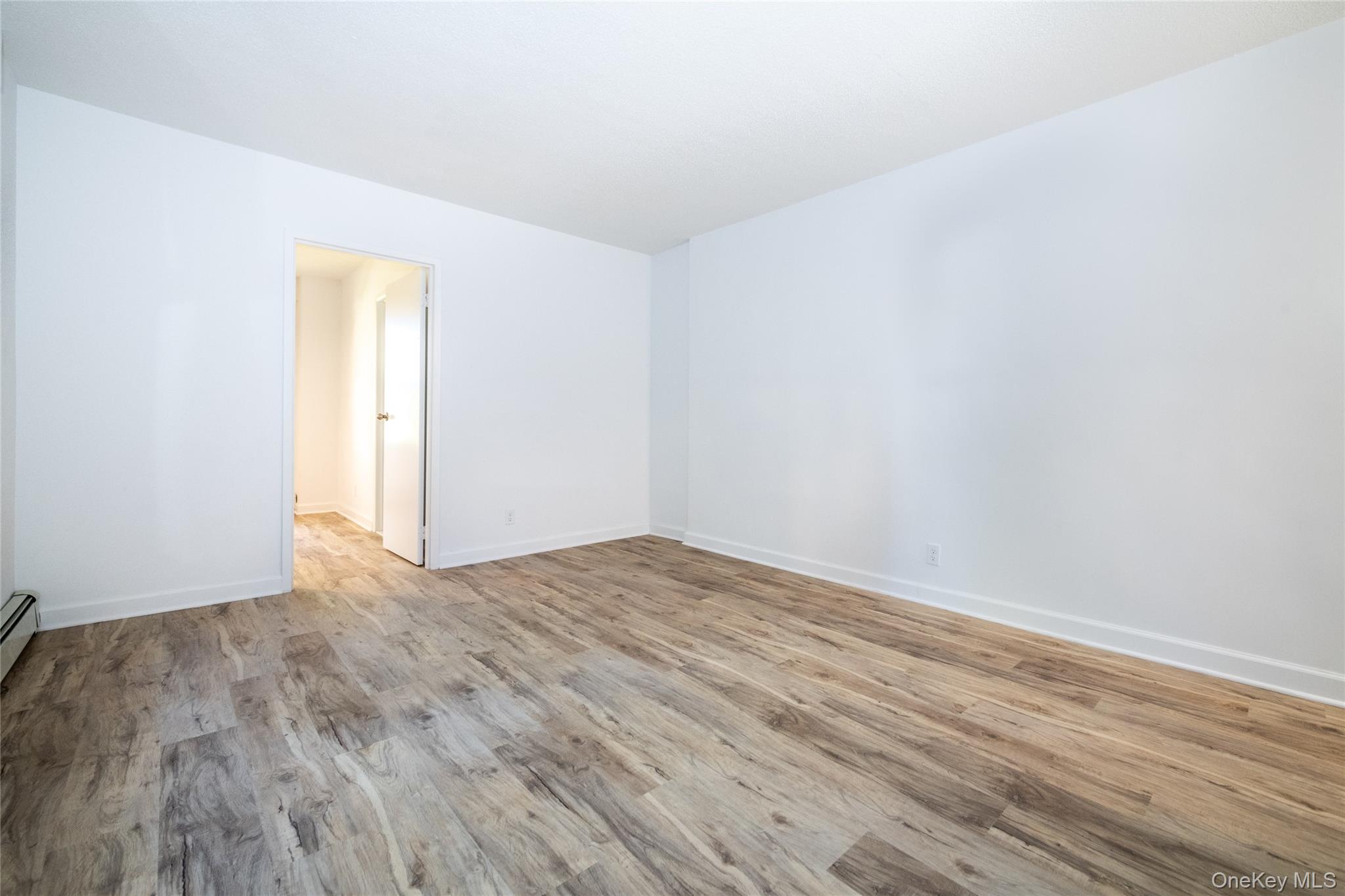 98 Pearsall Drive 1c Property Photo 15