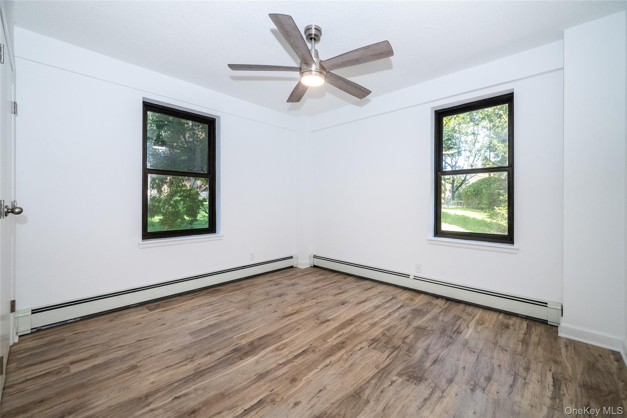 98 Pearsall Drive 1c Property Photo 23
