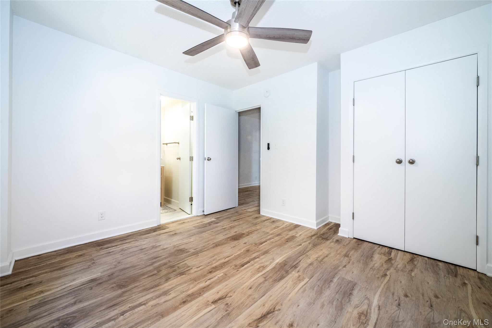 98 Pearsall Drive 1c Property Photo 25