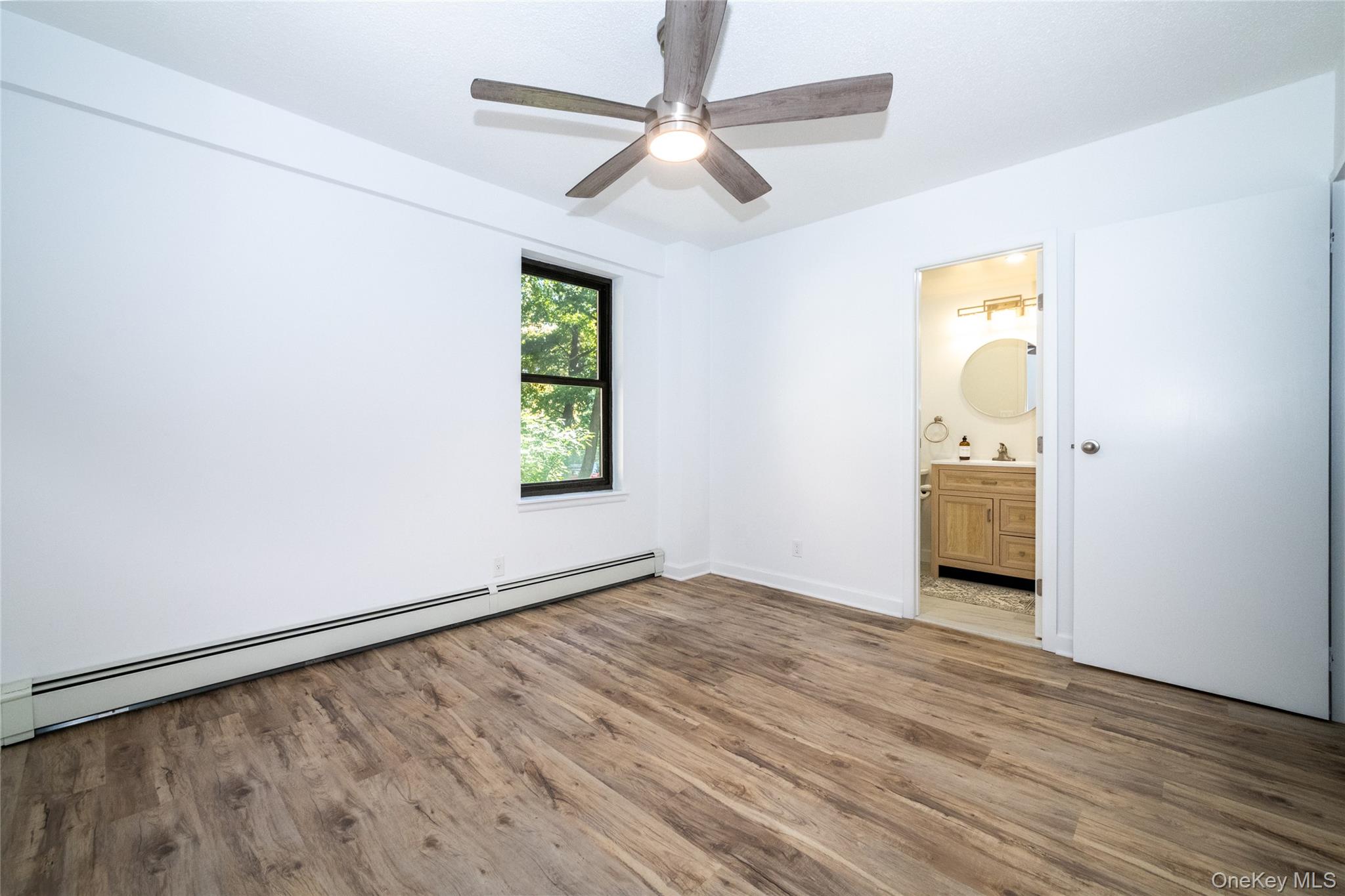 98 Pearsall Drive 1c Property Photo 27